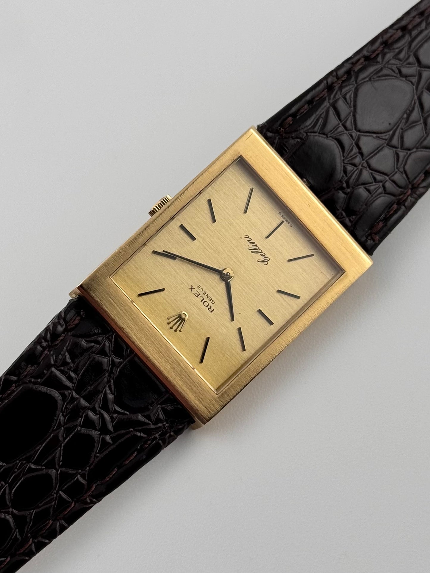 Rolex Geneve Cellini Tank Manual Wind - 18ct Gold - 4014