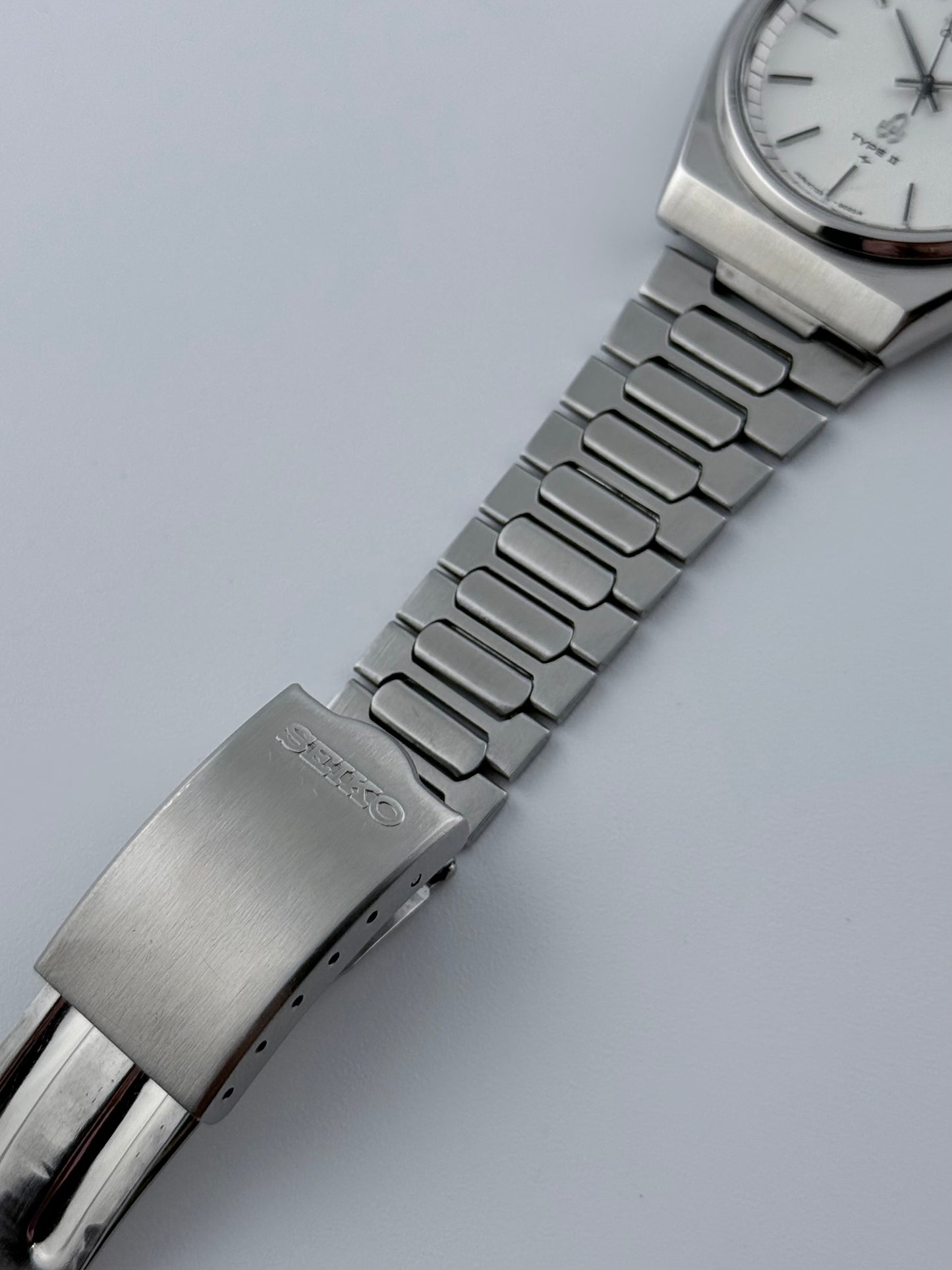 Seiko Type II Quartz JDM Day-Date - 7123-8010 - Rare Dial