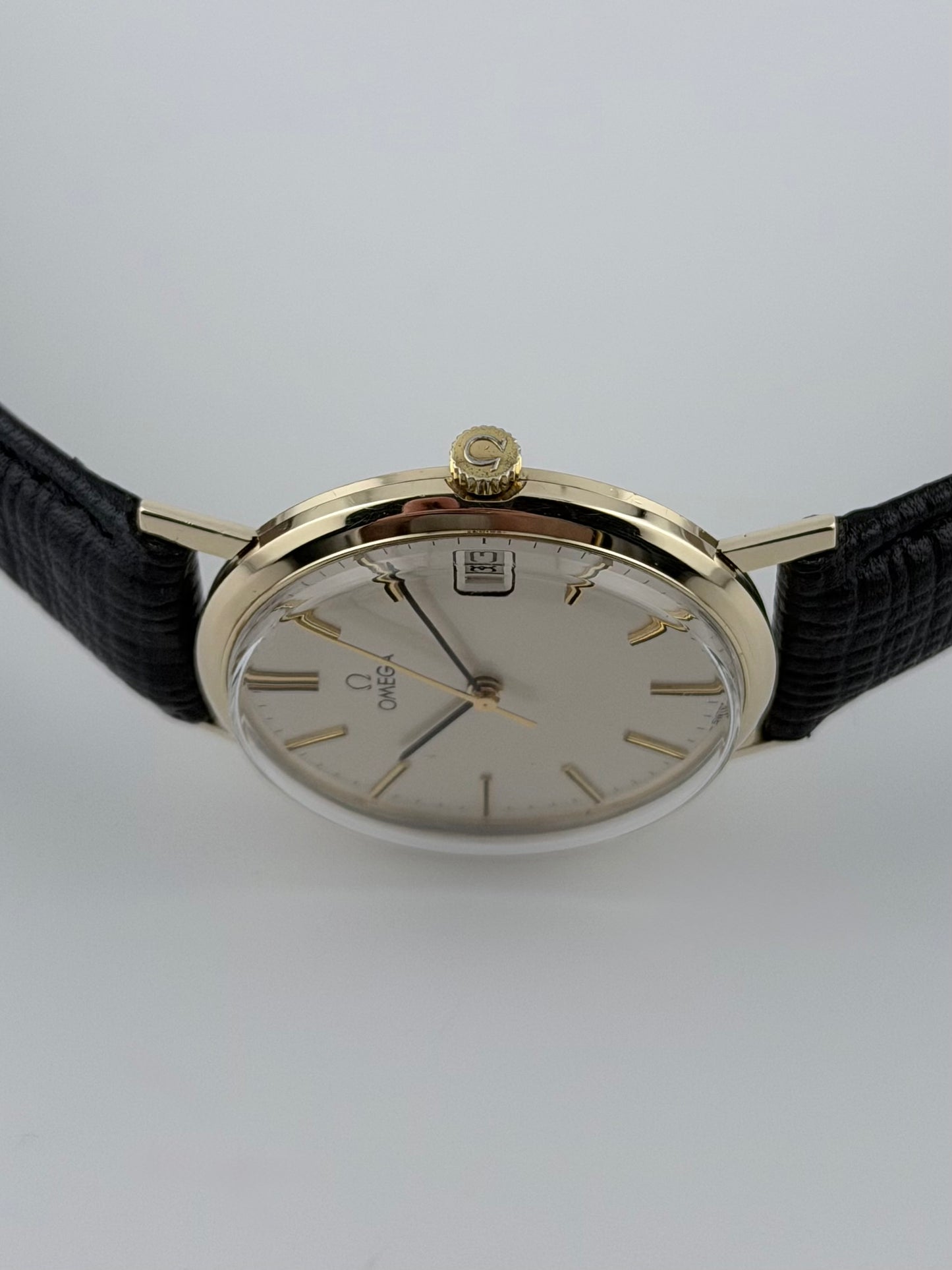 Omega Geneve Manual Wind 9ct Gold 132.5017