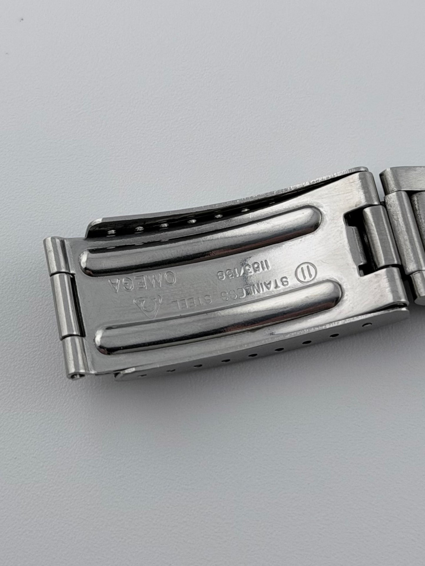 Omega Geneve Dynamic Automatic Date 166.039
