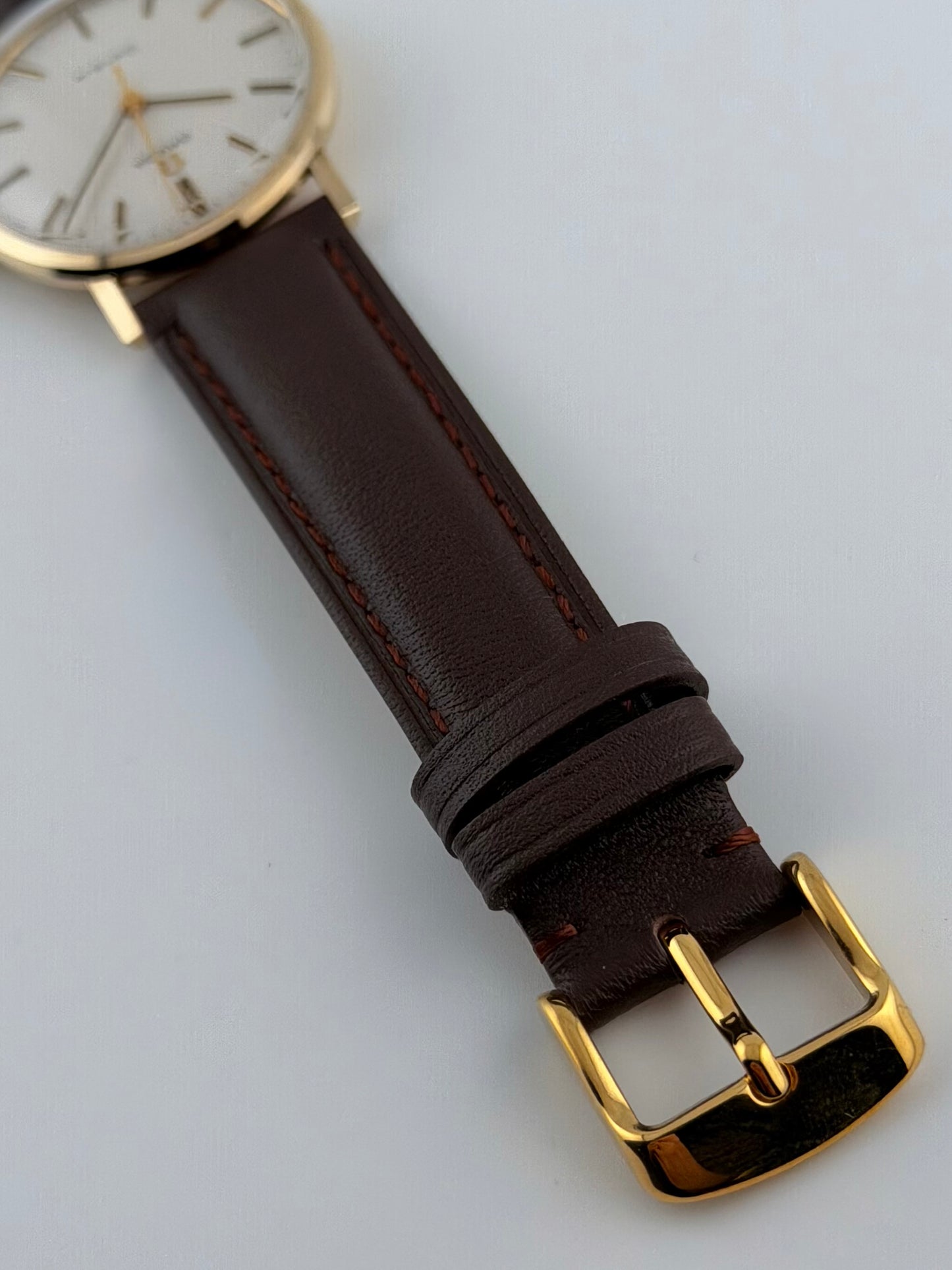 Omega Geneve Manual Wind 9ct Gold - 131.5016 - Original Box and Papers