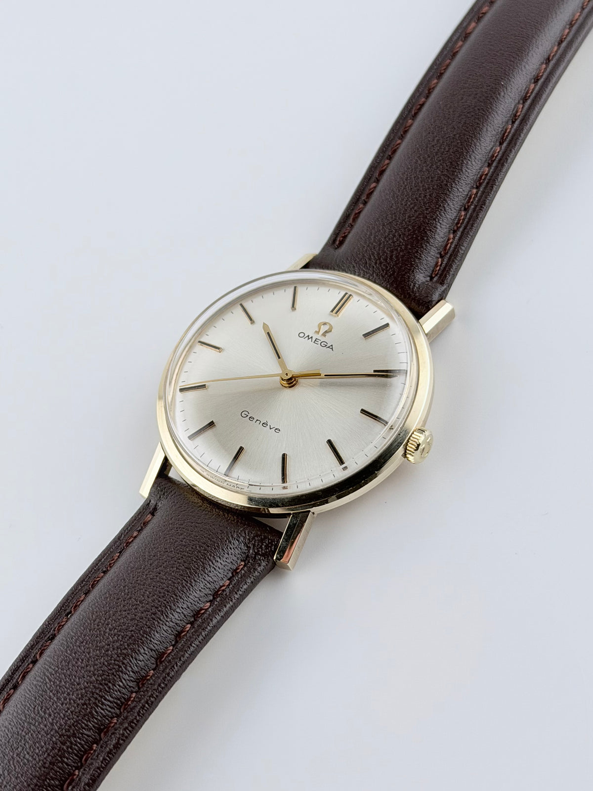 Omega Geneve Manual Wind  9ct Gold - 131.5016 - with original box!