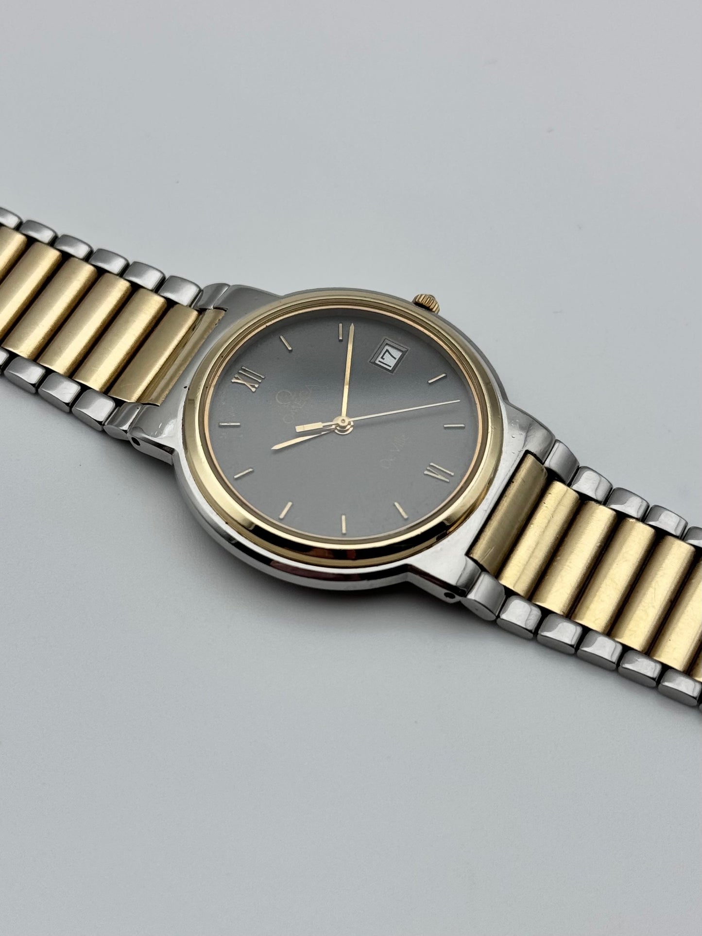 Omega De Ville Quartz Date 196.0256  - Original Bracelet