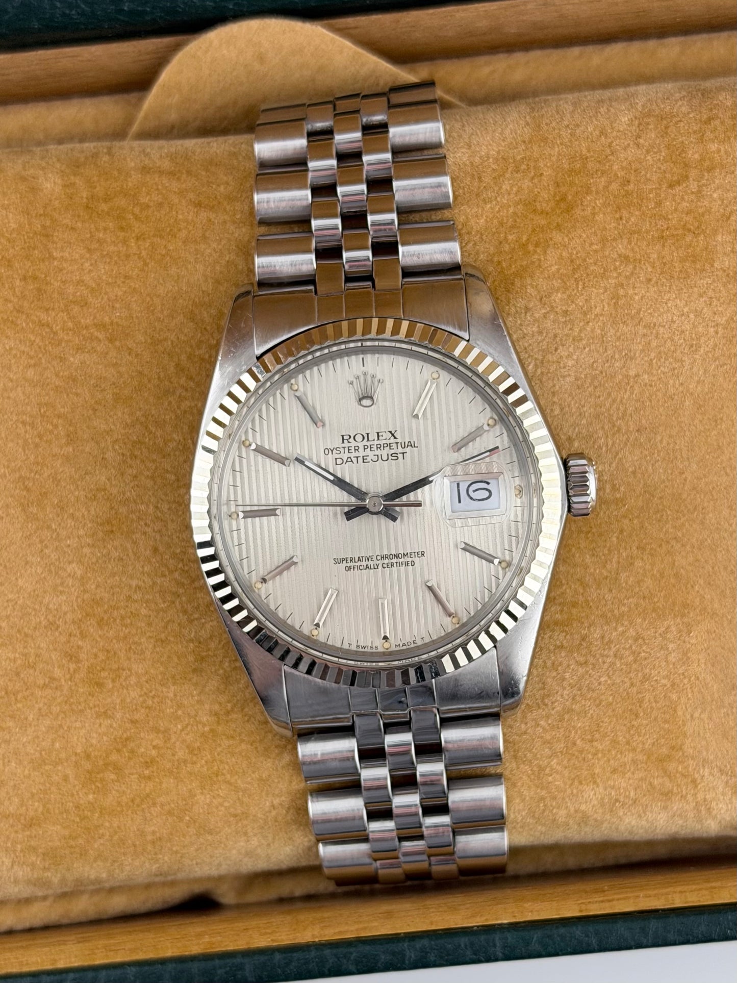 Rolex Datejust Oyster Perpetual - 16014 - White Gold Bezel - Tapestry Dial - Original Box