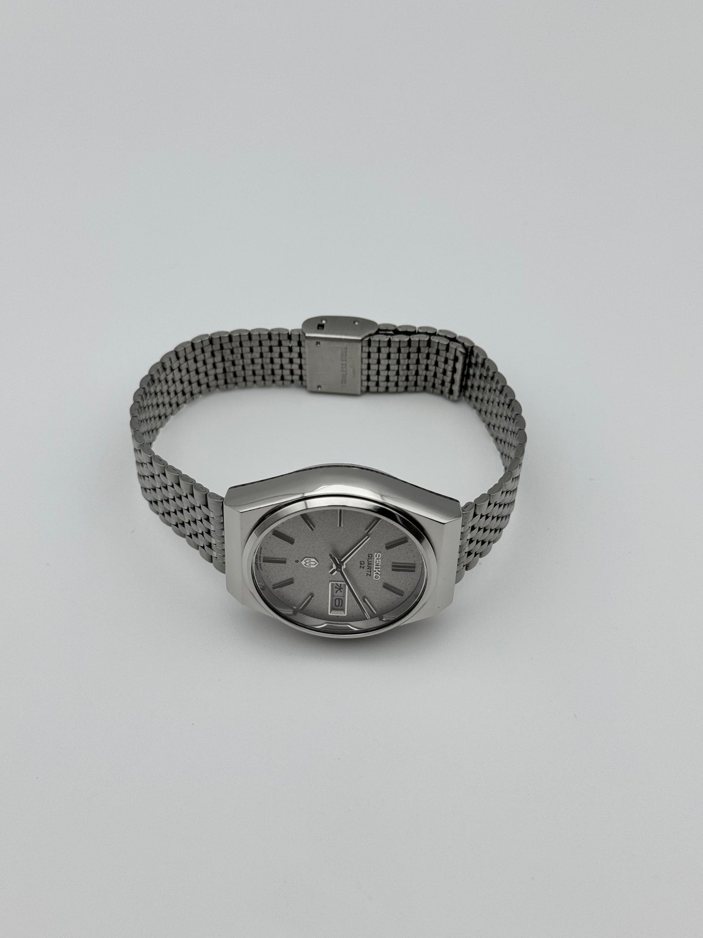 Seiko QZ Quartz JDM - 0923-8040 - Rare Frosted Dial