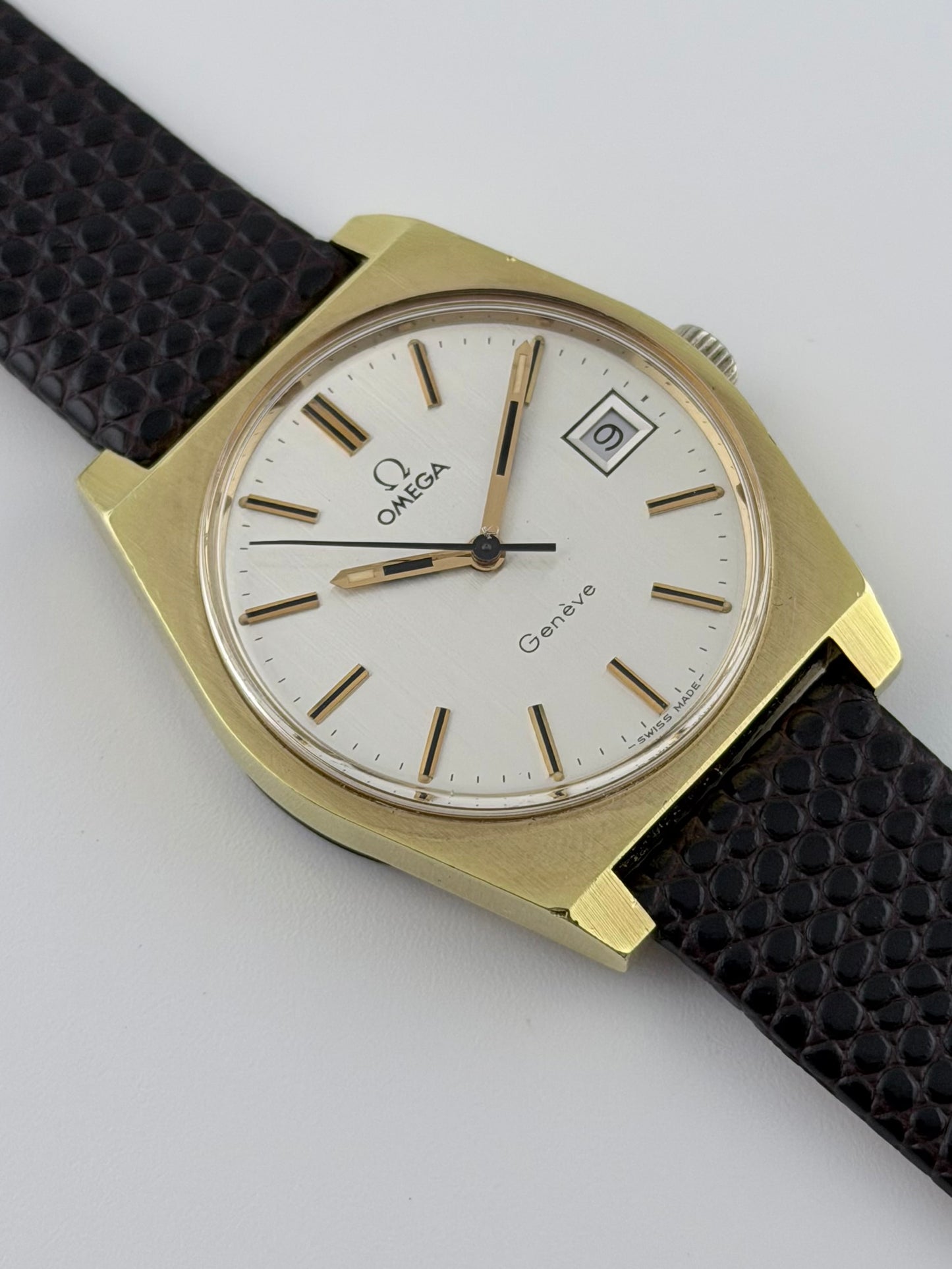 Omega Geneve Manual Wind Date 136.0049