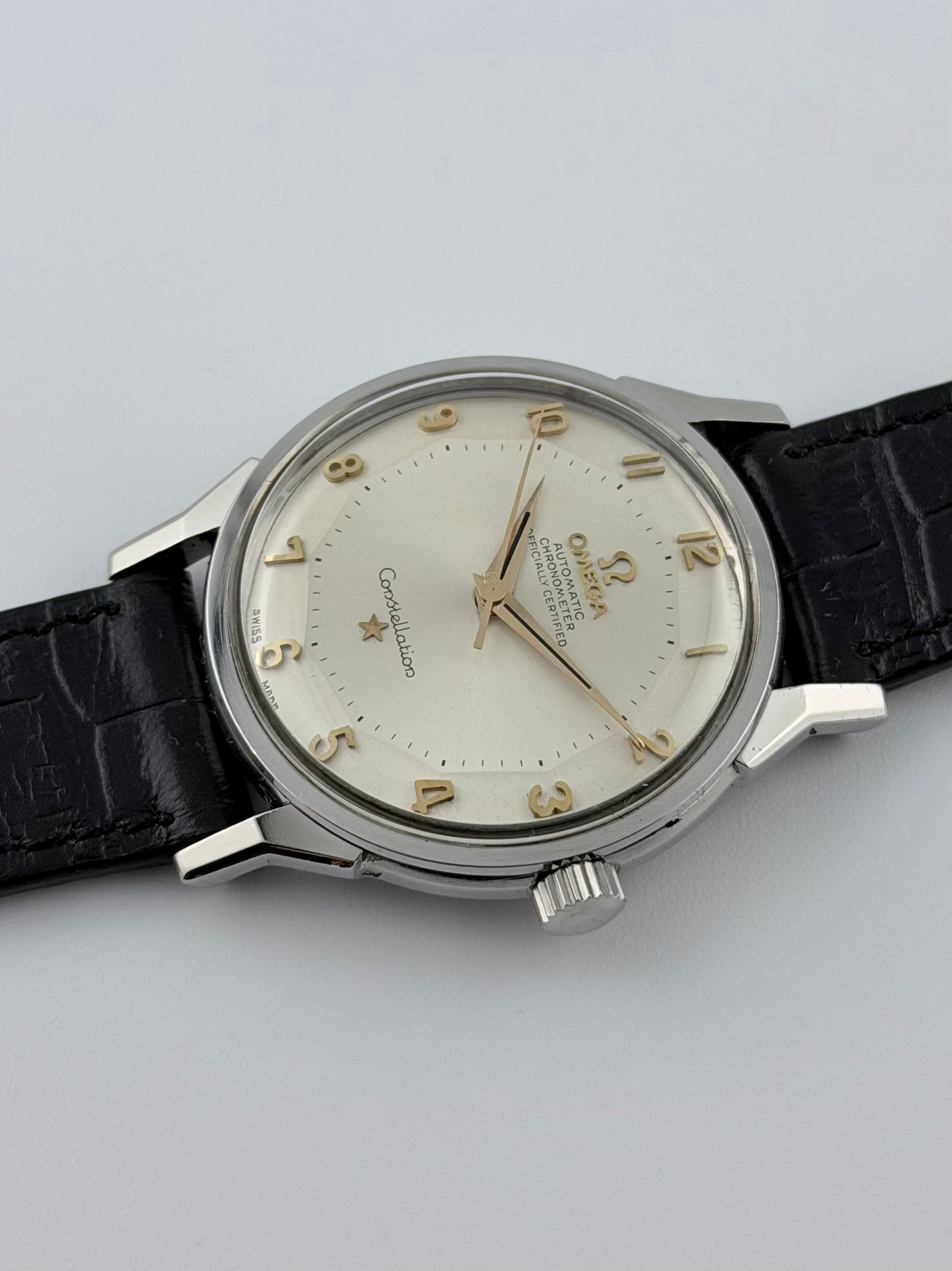 Omega Constellation Chronometer Automatic - “Dog Leg Pie Pan” - Ultra Rare Arabic Dial - 167.005