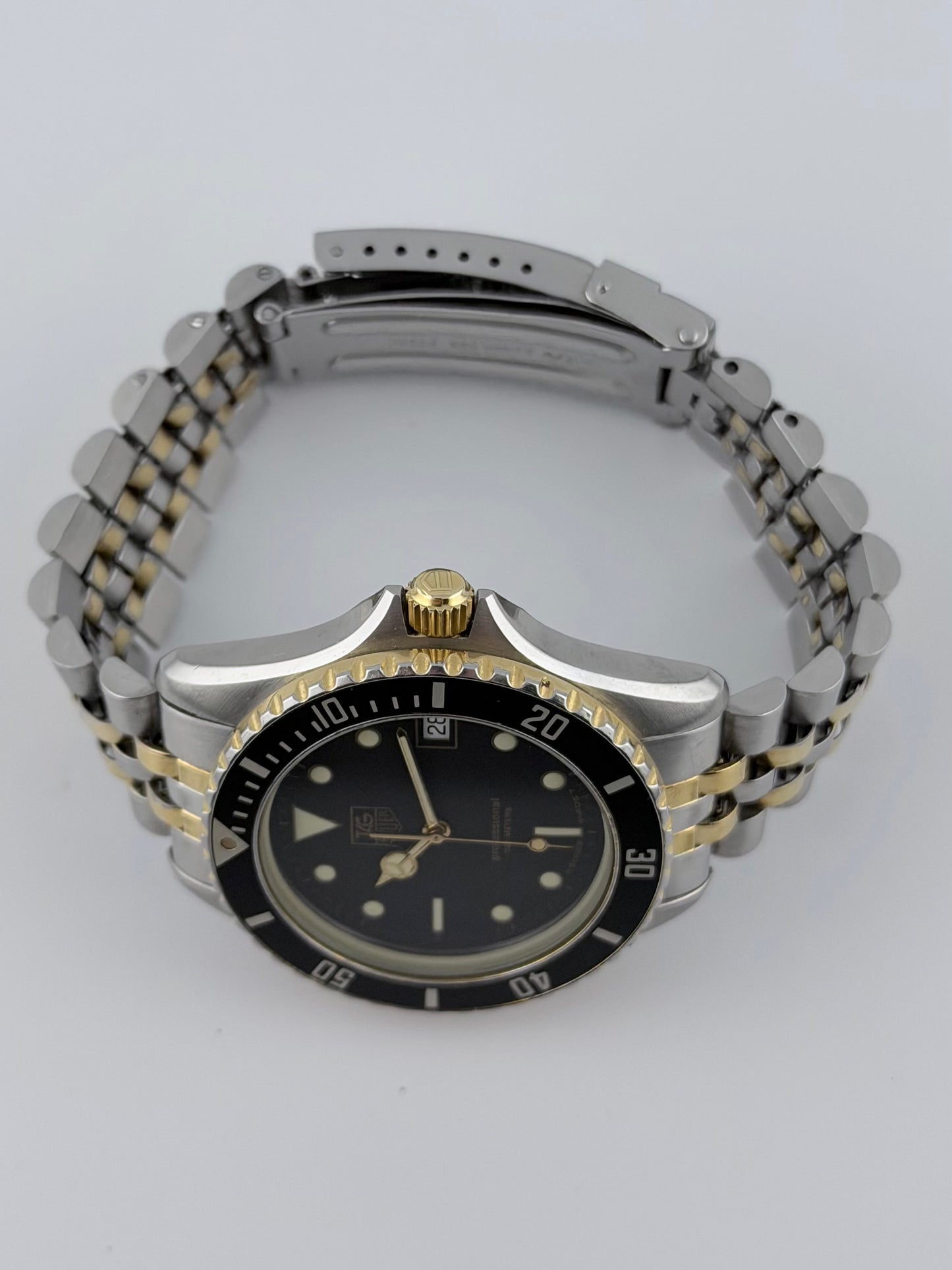 Tag Heuer Professional 200m Quartz Date 200m - 980.020B