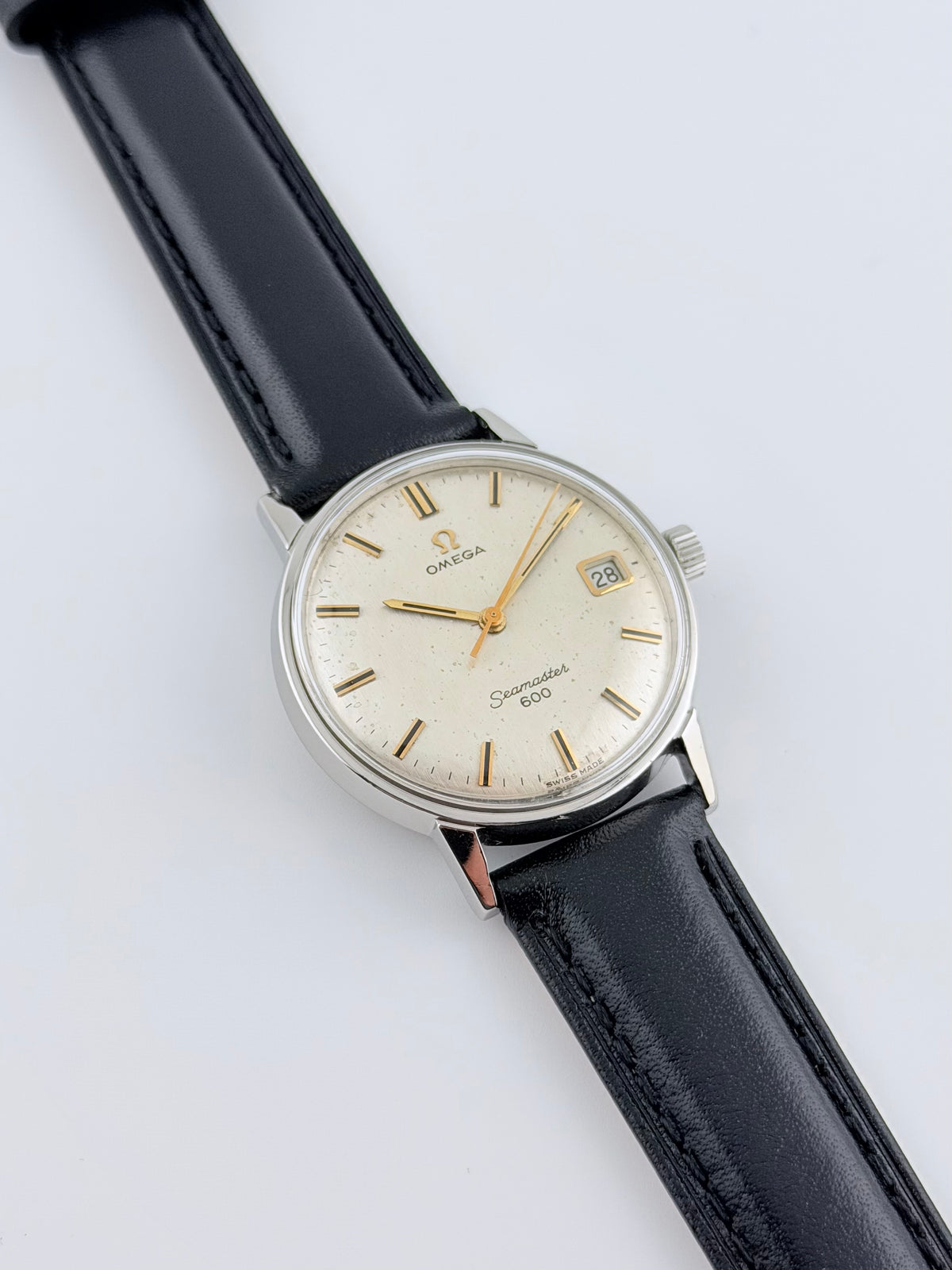 Omega Seamaster 600 Manual Wind - Fishscale Dial - 136.011