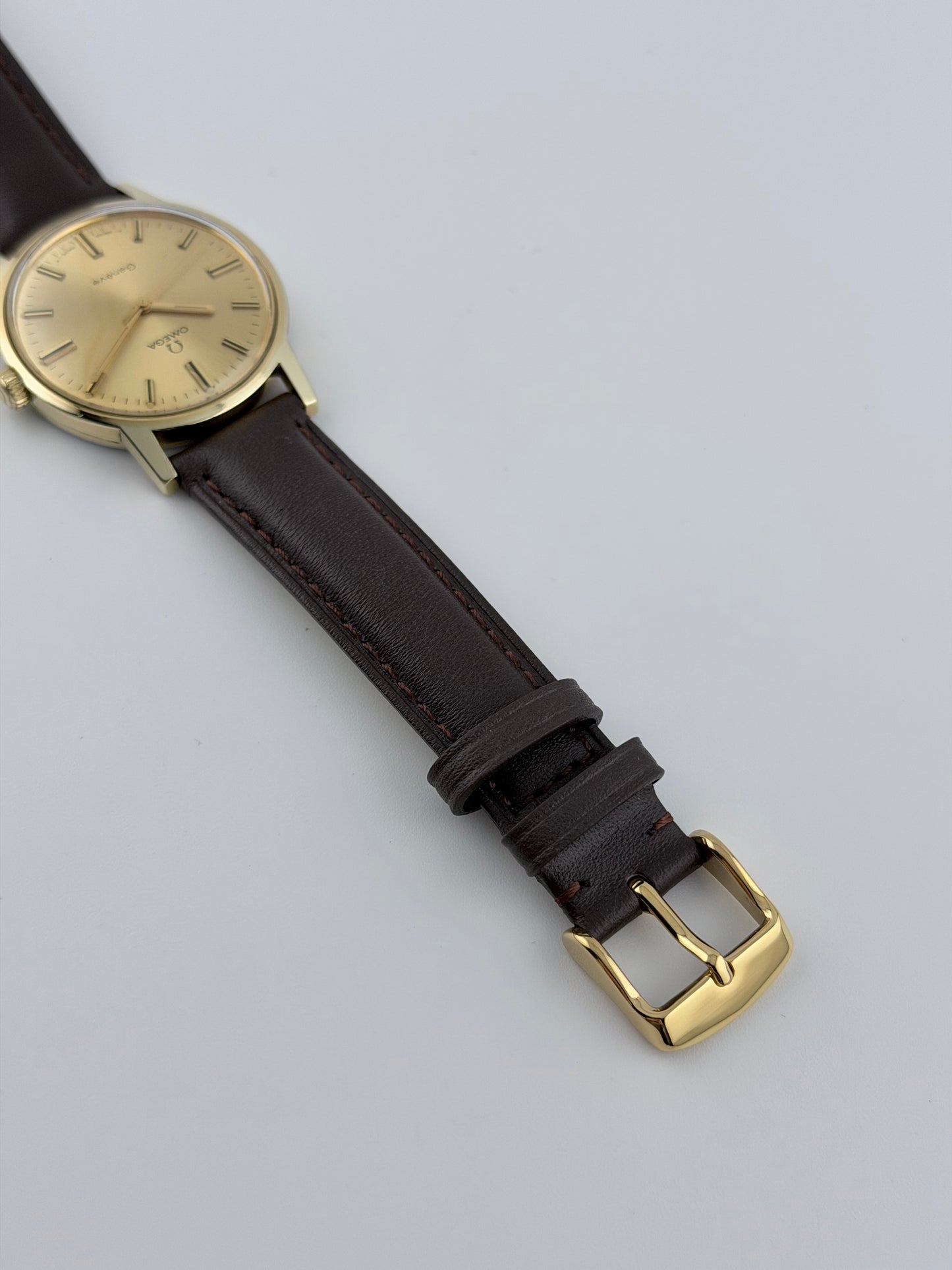 Omega Geneve Manual 135.070 - Box and Papers