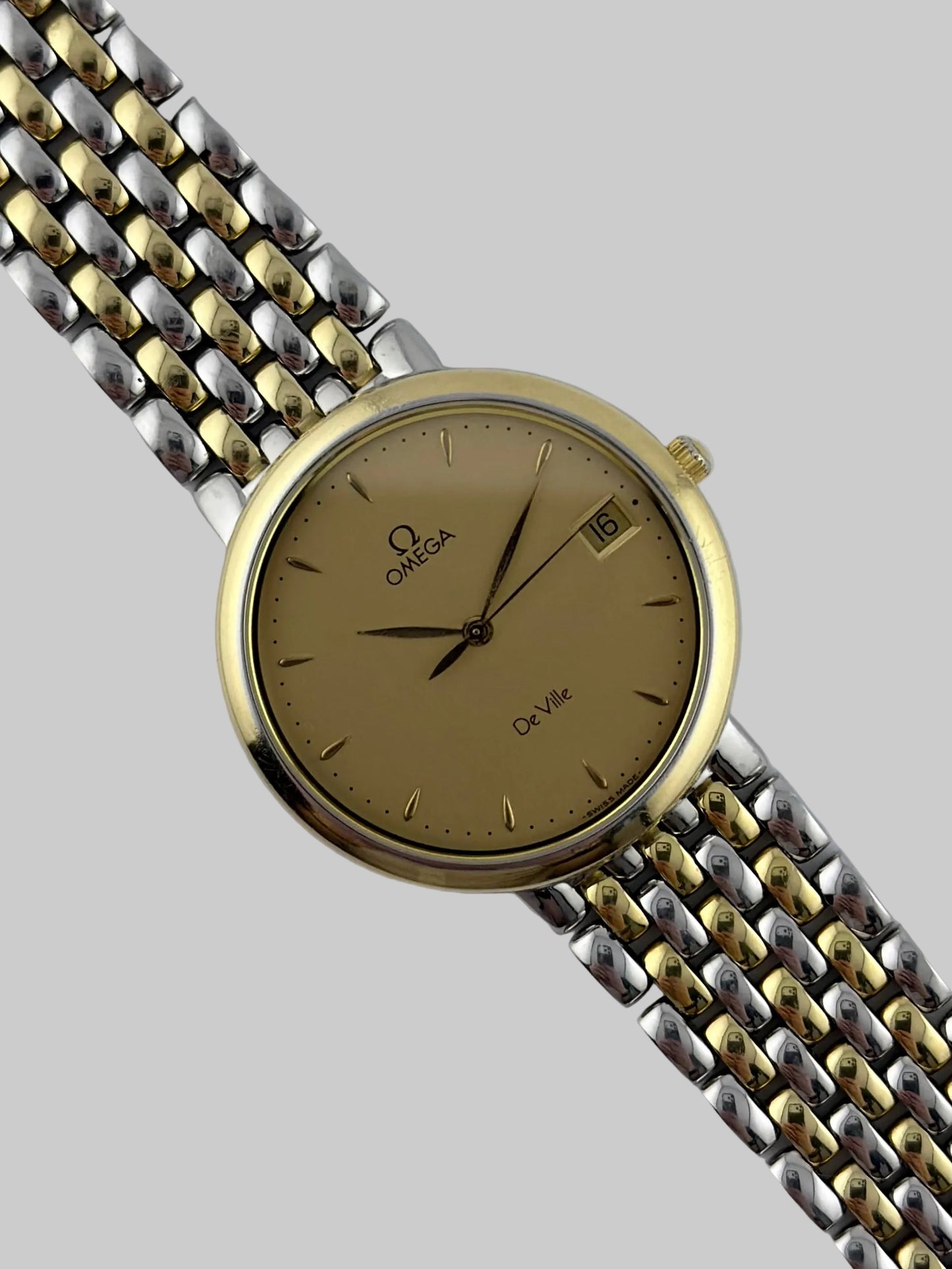 Omega De Ville Quartz Date 396.2432  - Original bracelet