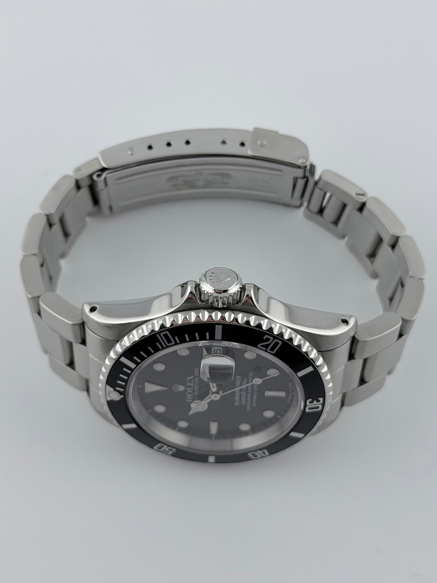 Rolex Oyster Perpetual Submariner Date - 16610 - Original Box