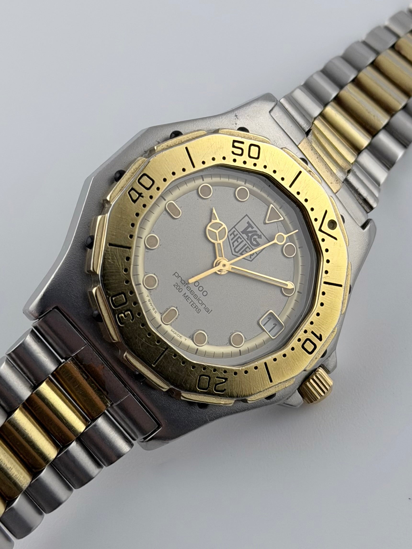 Tag Heuer Professional 3000 Quartz Date - 934.206 – The Wrist Watcher