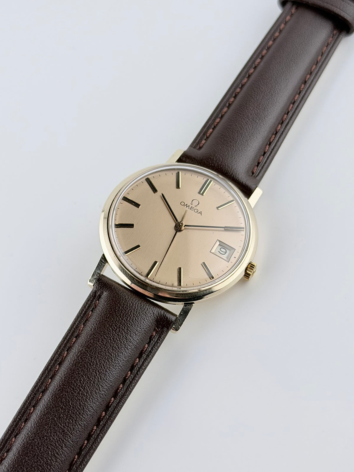 Omega Geneve Manual Wind 9ct Gold - 132.5017