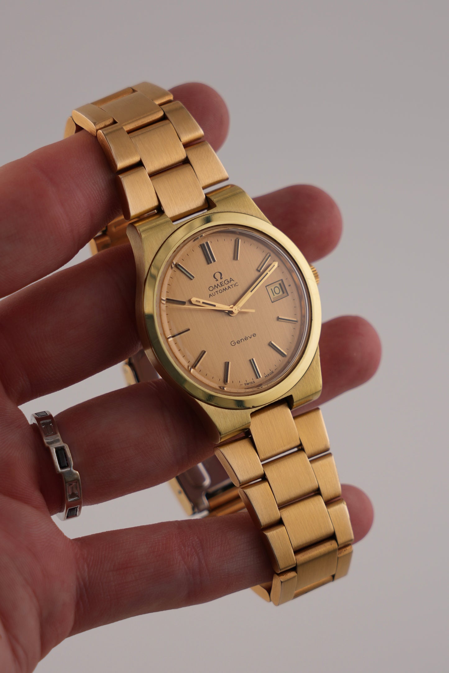 Omega Geneve Automatic Date 166.0173