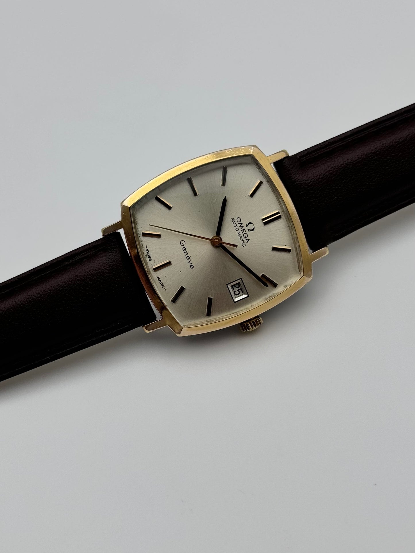 Omega Geneve Automatic Date 162.0042