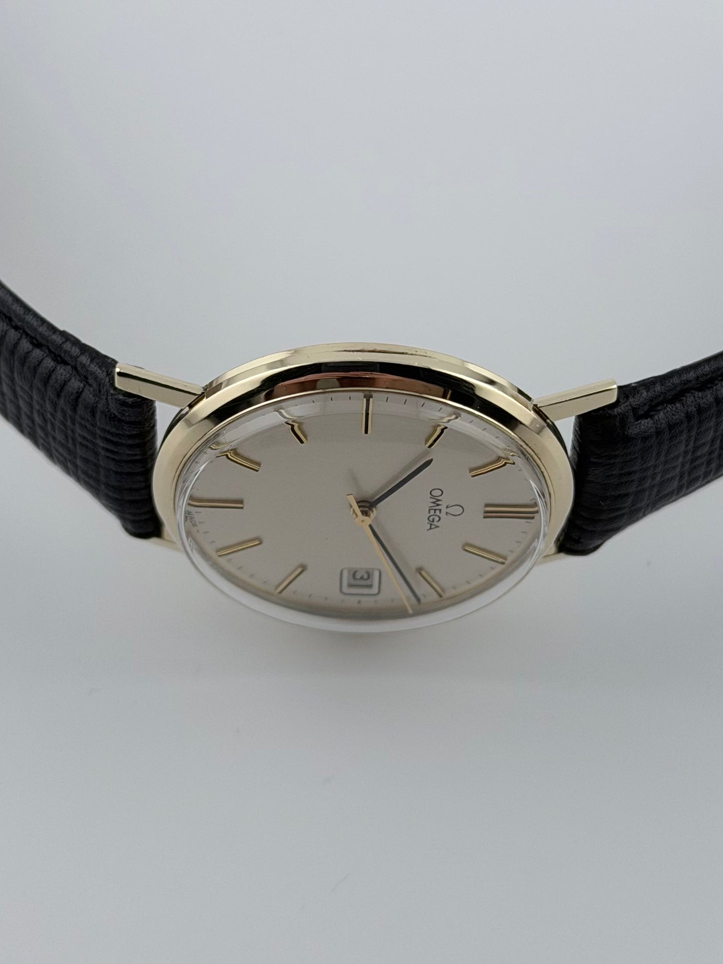 Omega Geneve Manual Wind 9ct Gold 132.5017