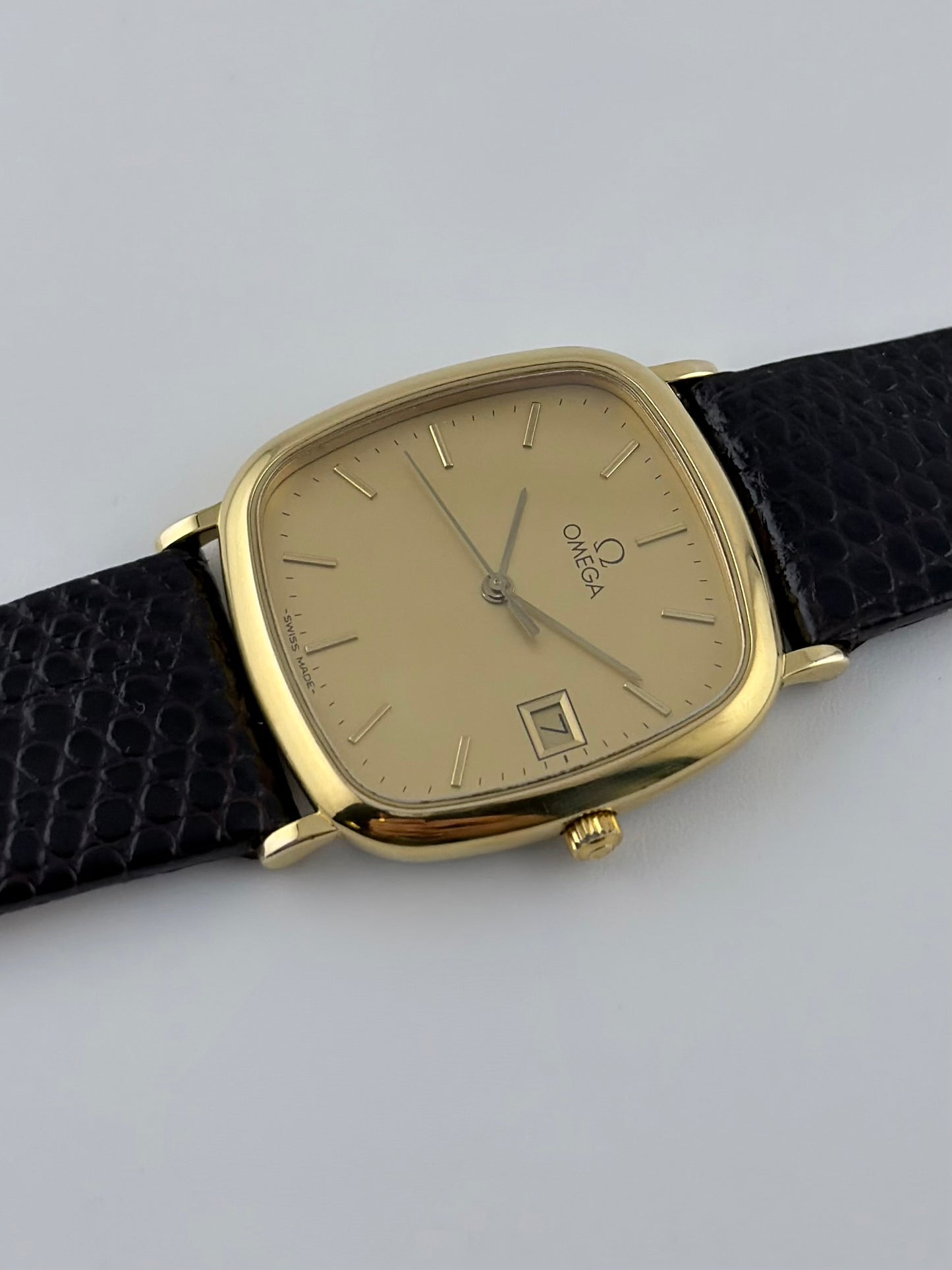 Omega De Ville Quartz Date - 196.0317.1