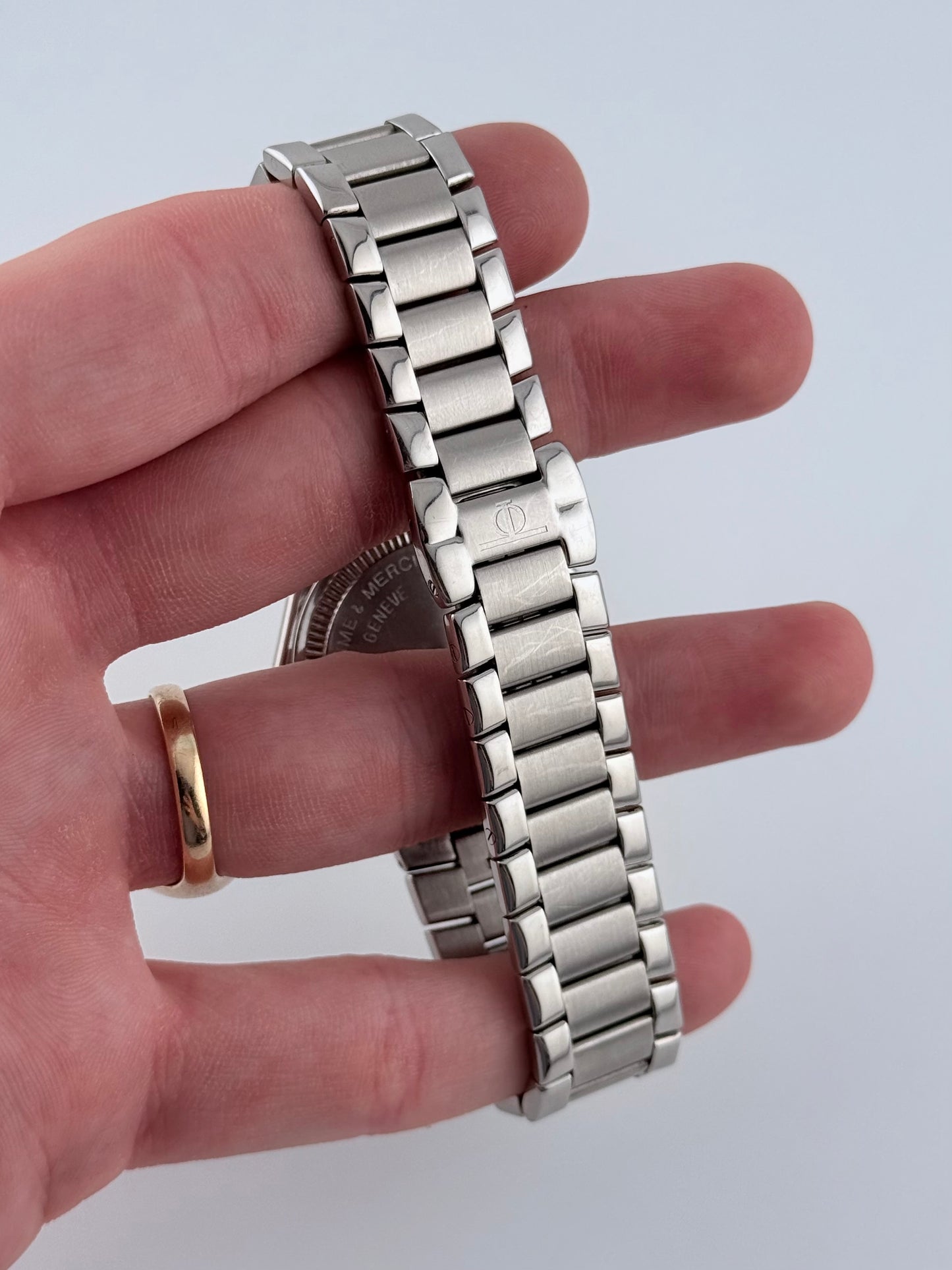 Baume Mercier Geneve Riviera - Quartz Date - 5131.3 - 18ct Gold and Steel