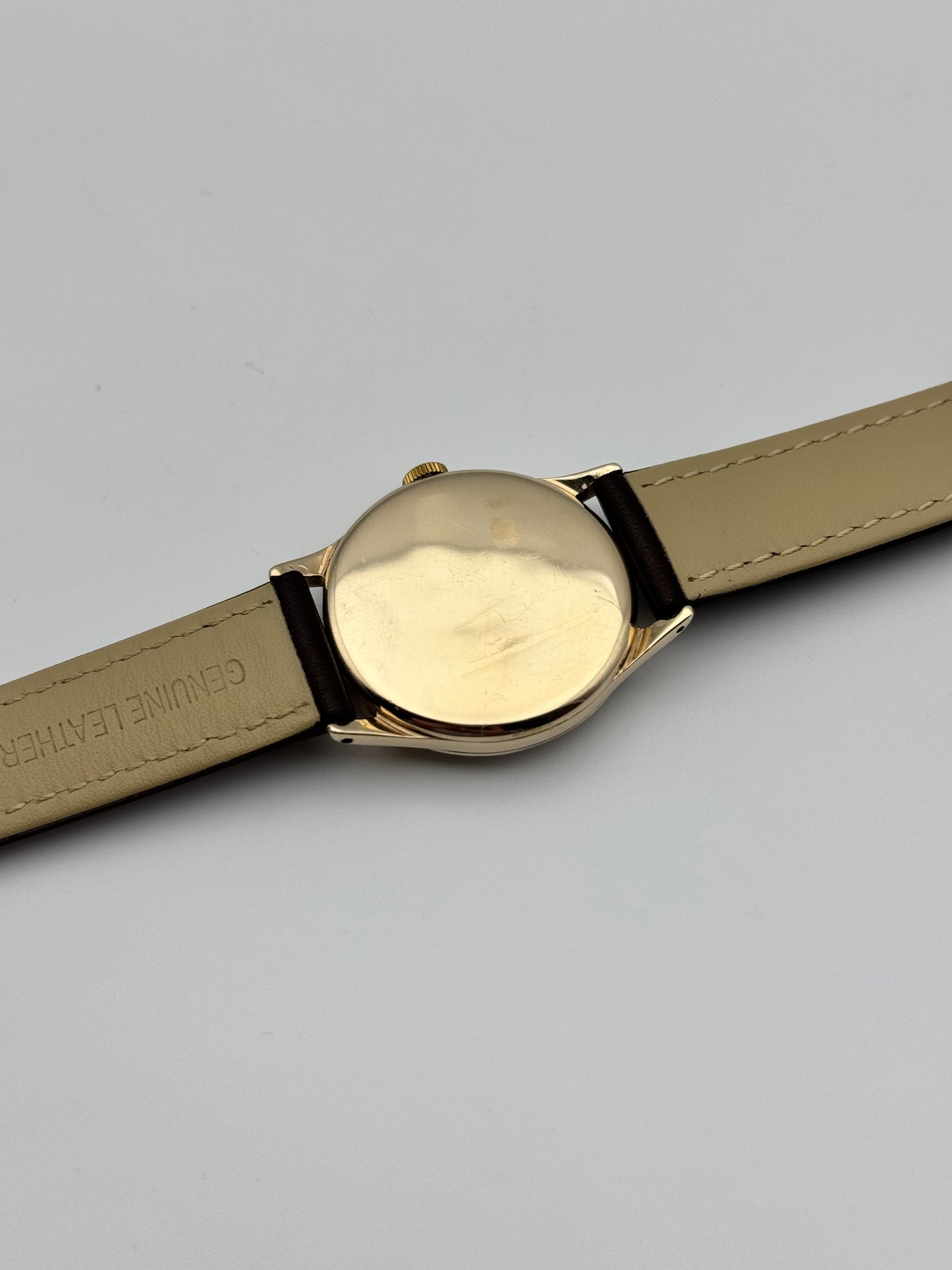 Omega Manual Wind Sub Seconds 9ct Gold - 13322
