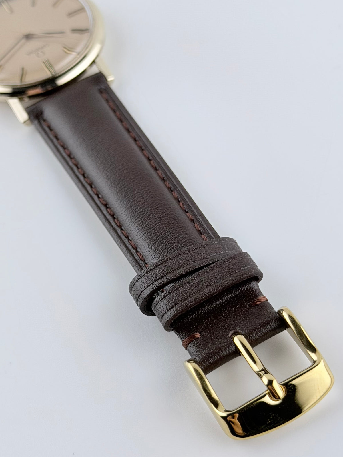 Omega Geneve Manual Wind 9ct Gold - 132.5017