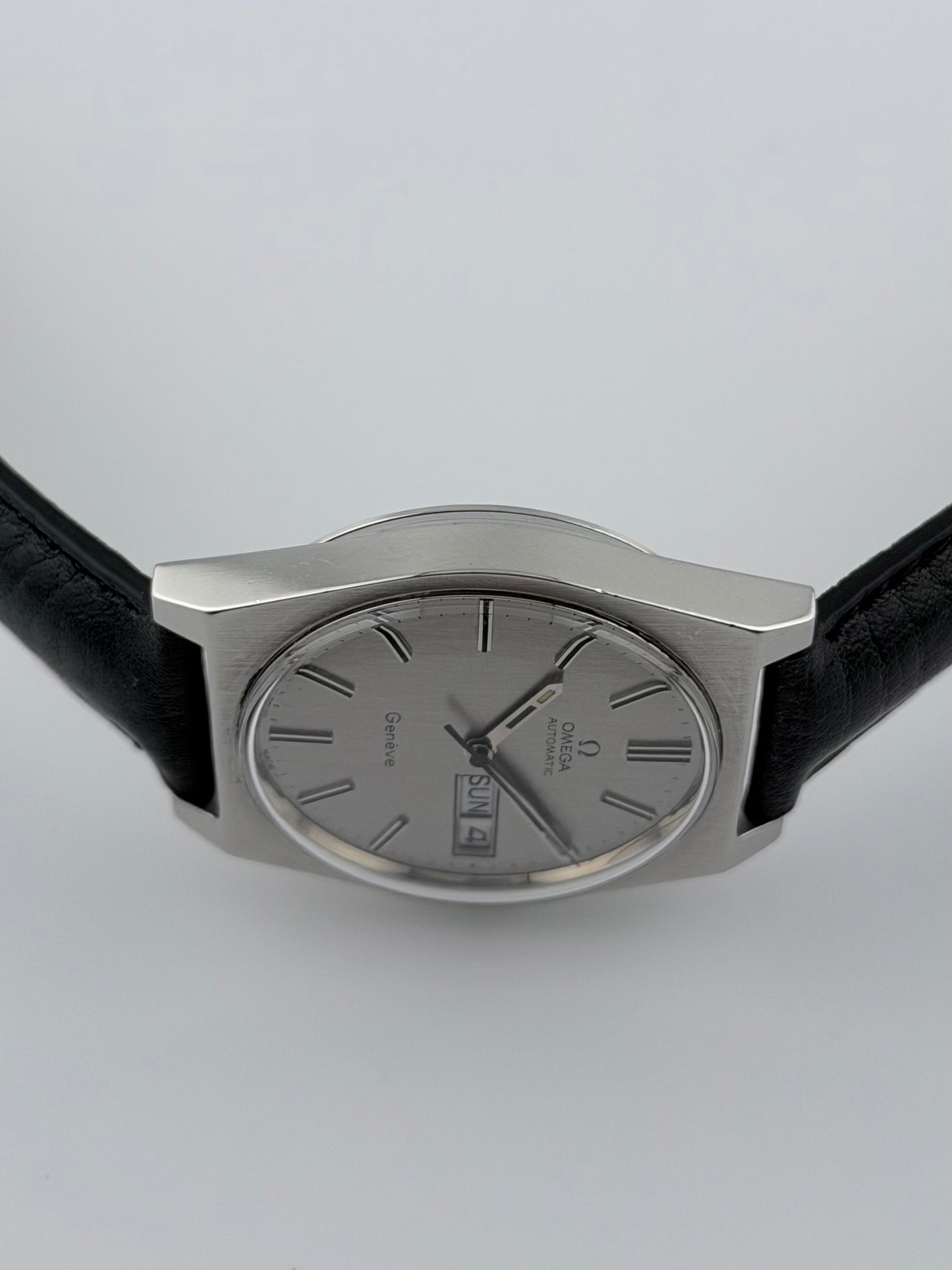 Omega Geneve Automatic Day-Date - 166.0120