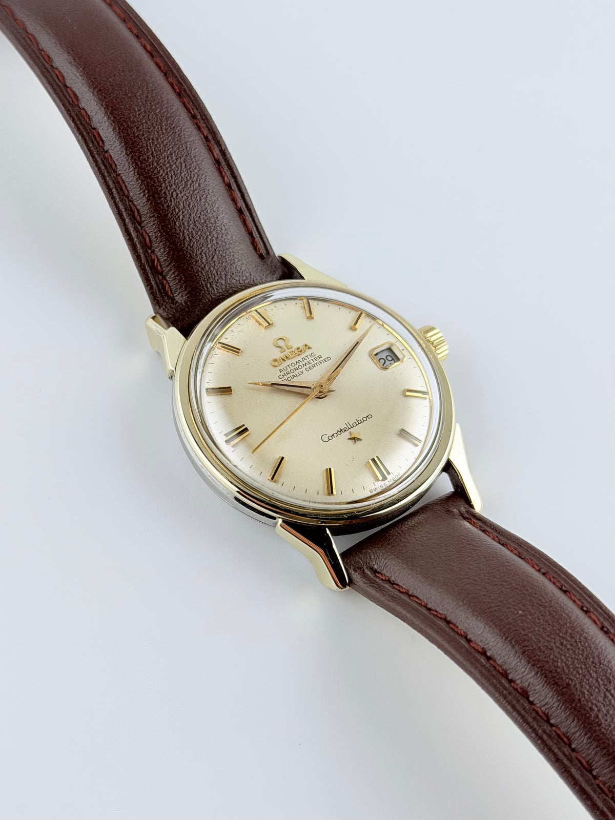 Omega Constellation Chronometer Automatic Date 168.005 - Dog Leg Lugs