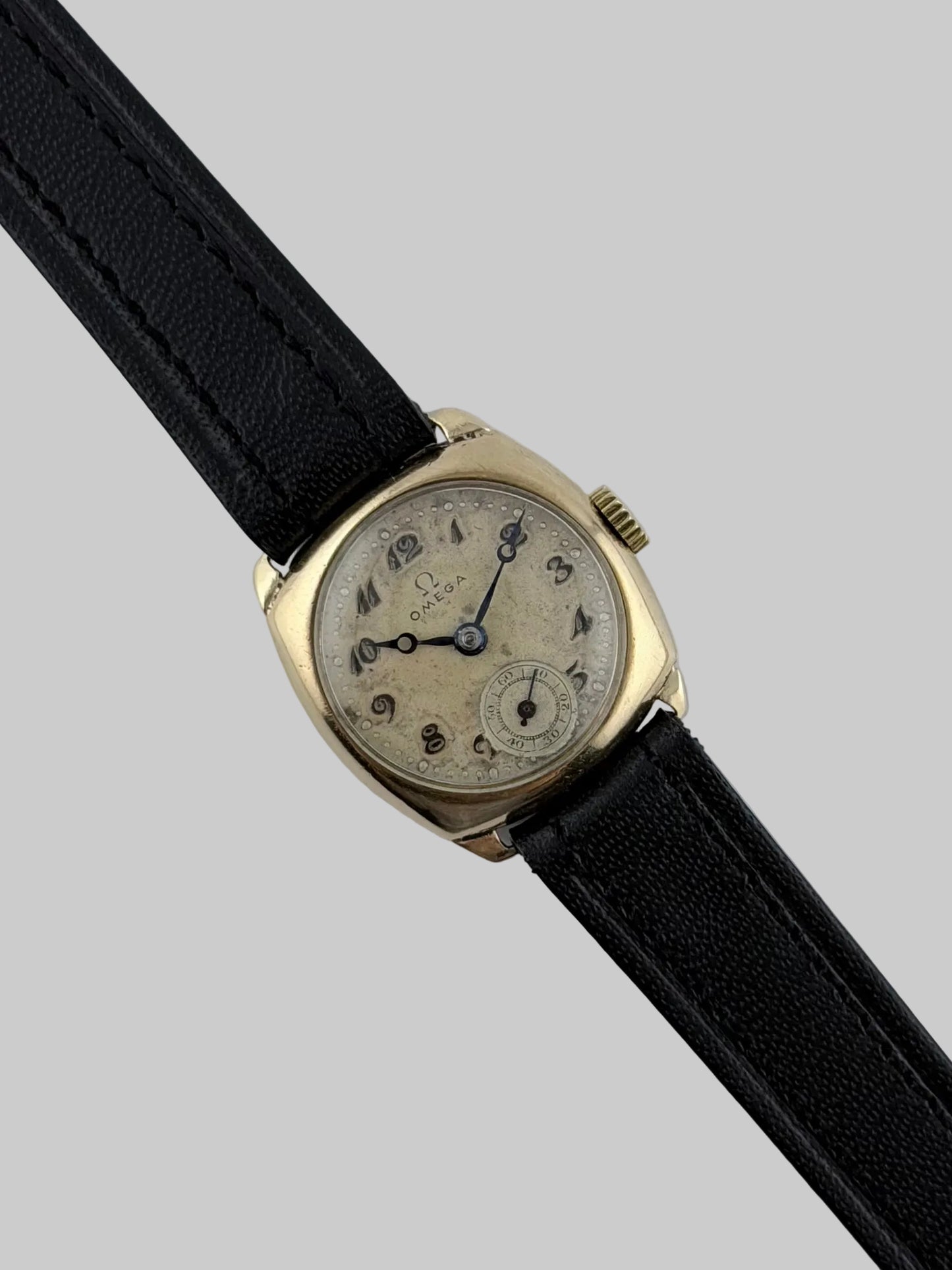 Omega 1930s Ladies Manual Wind - 9ct Gold