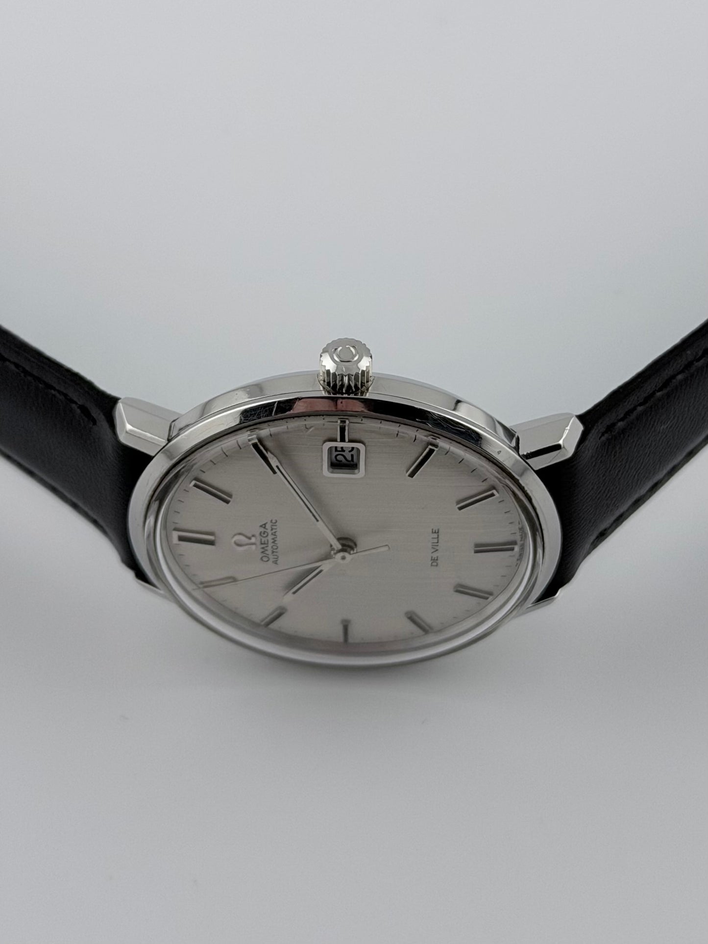 Omega De Ville Automatic Date 166.033