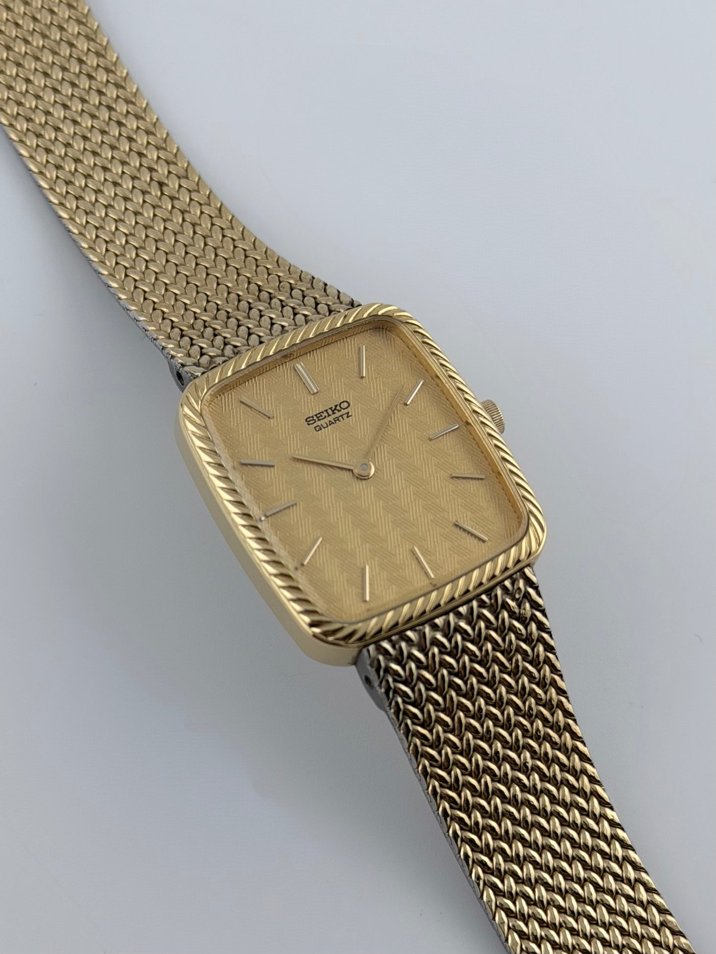 Seiko Tank Quartz 8620-5090