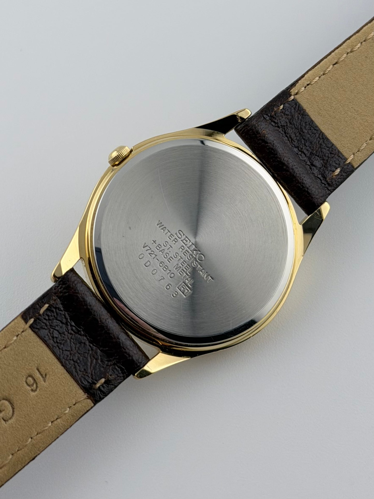 Seiko Quartz Dress Watch V721-6B10 - Sunburst Dial