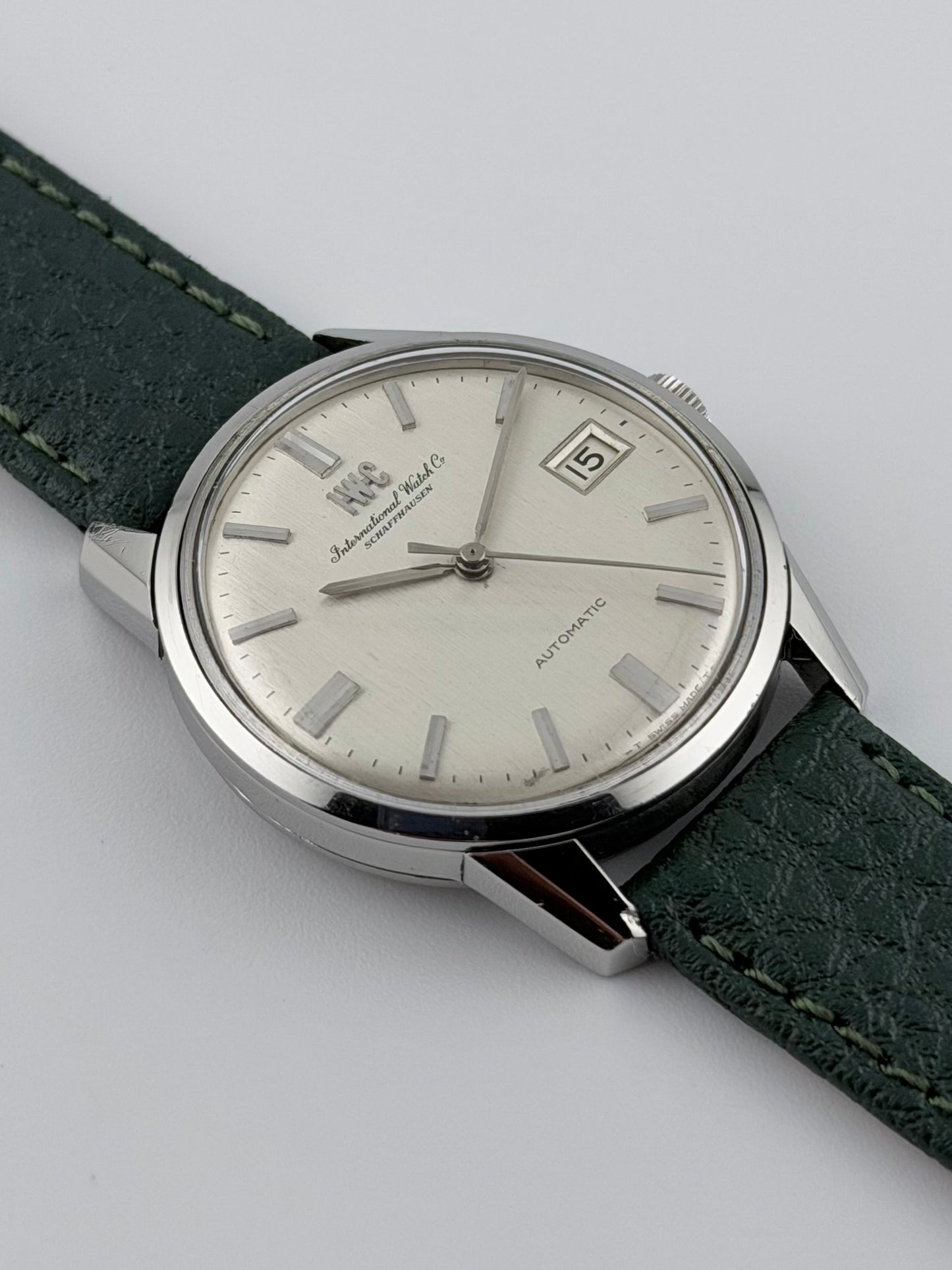 IWC Shaffhausen Automatic Date - 810A