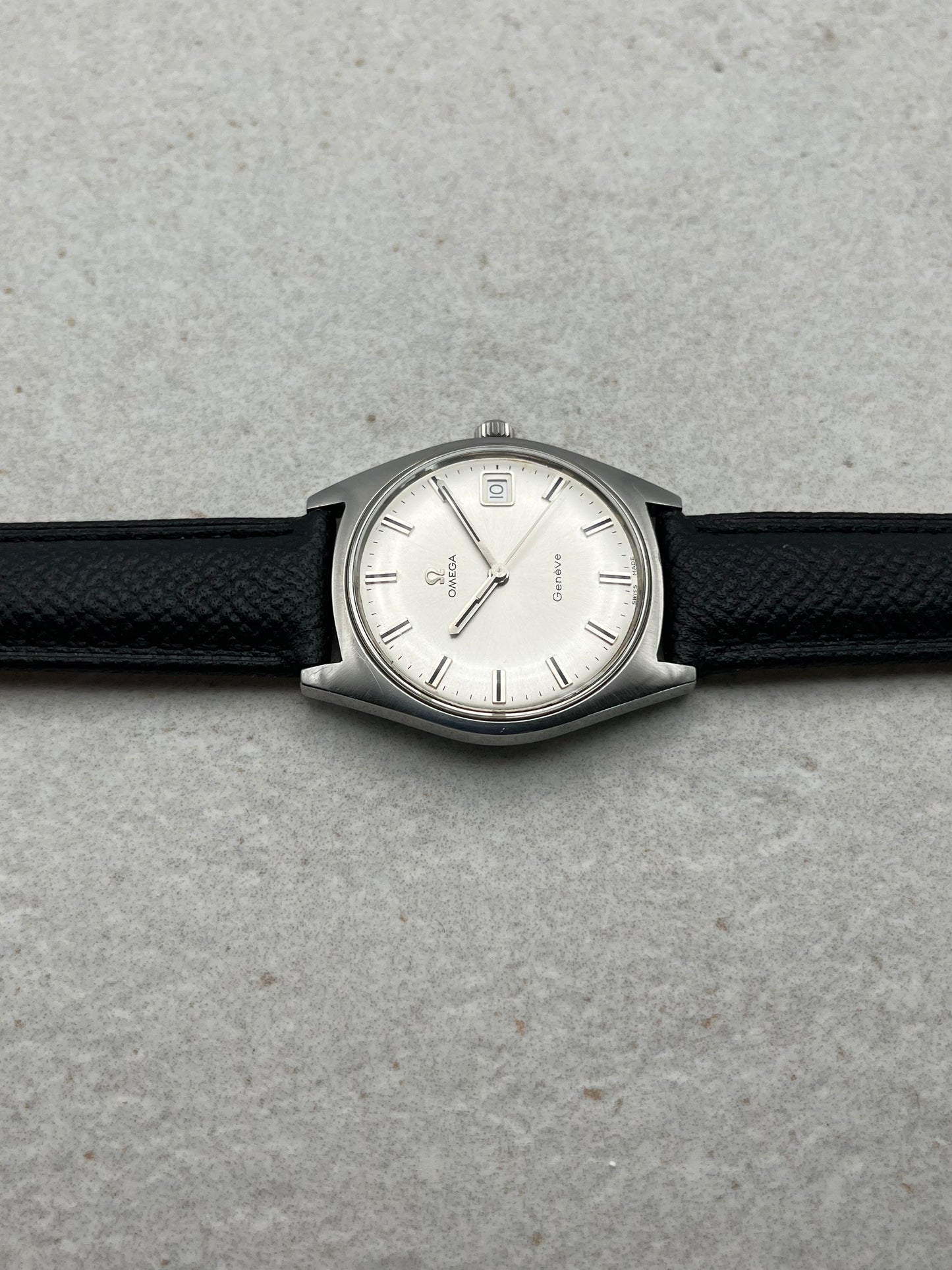 Omega Geneve Date Manual Wind 136.041 Original JDM Papers