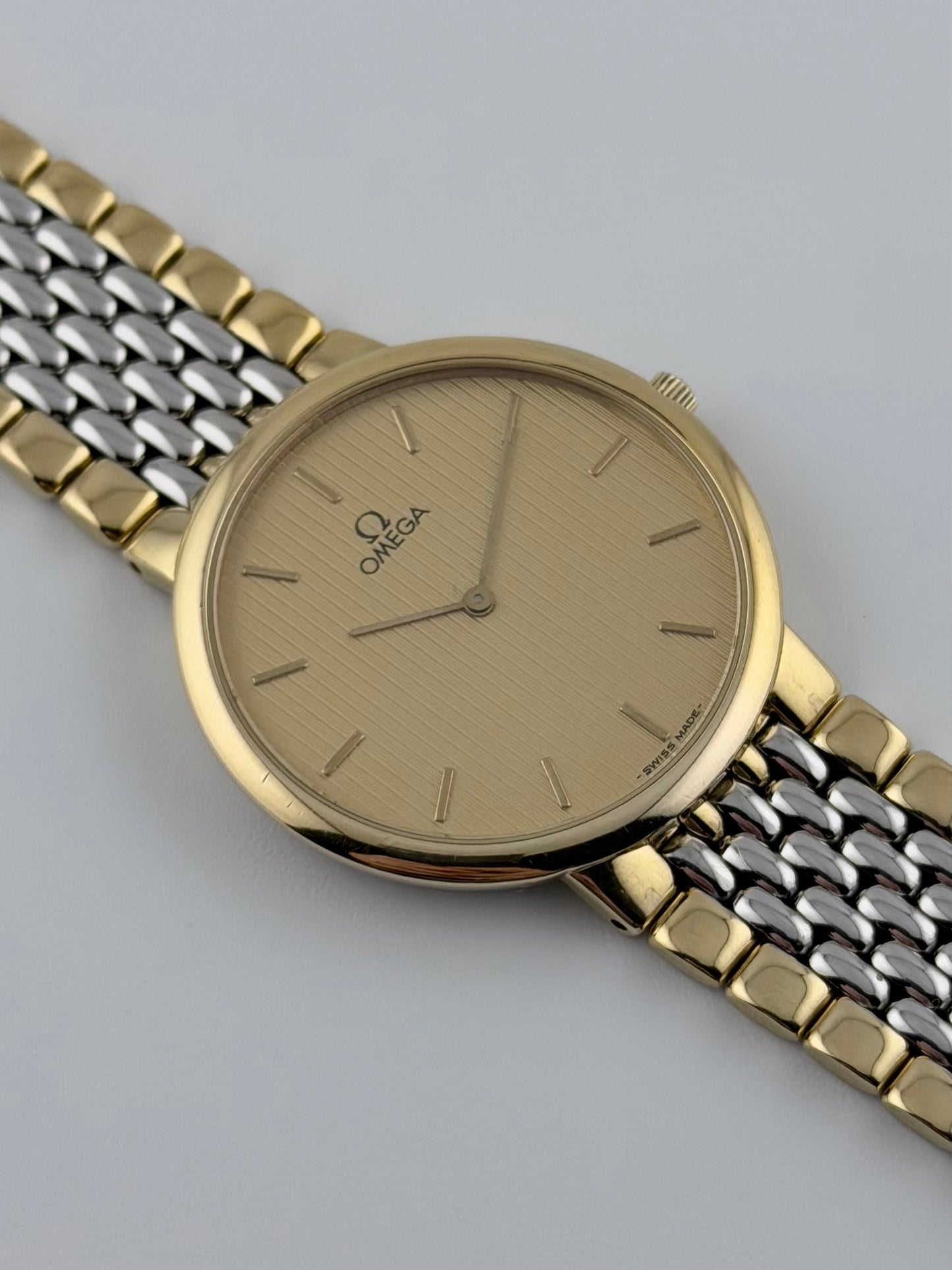 Omega De Ville Quartz 395.0875 - Box & Papers