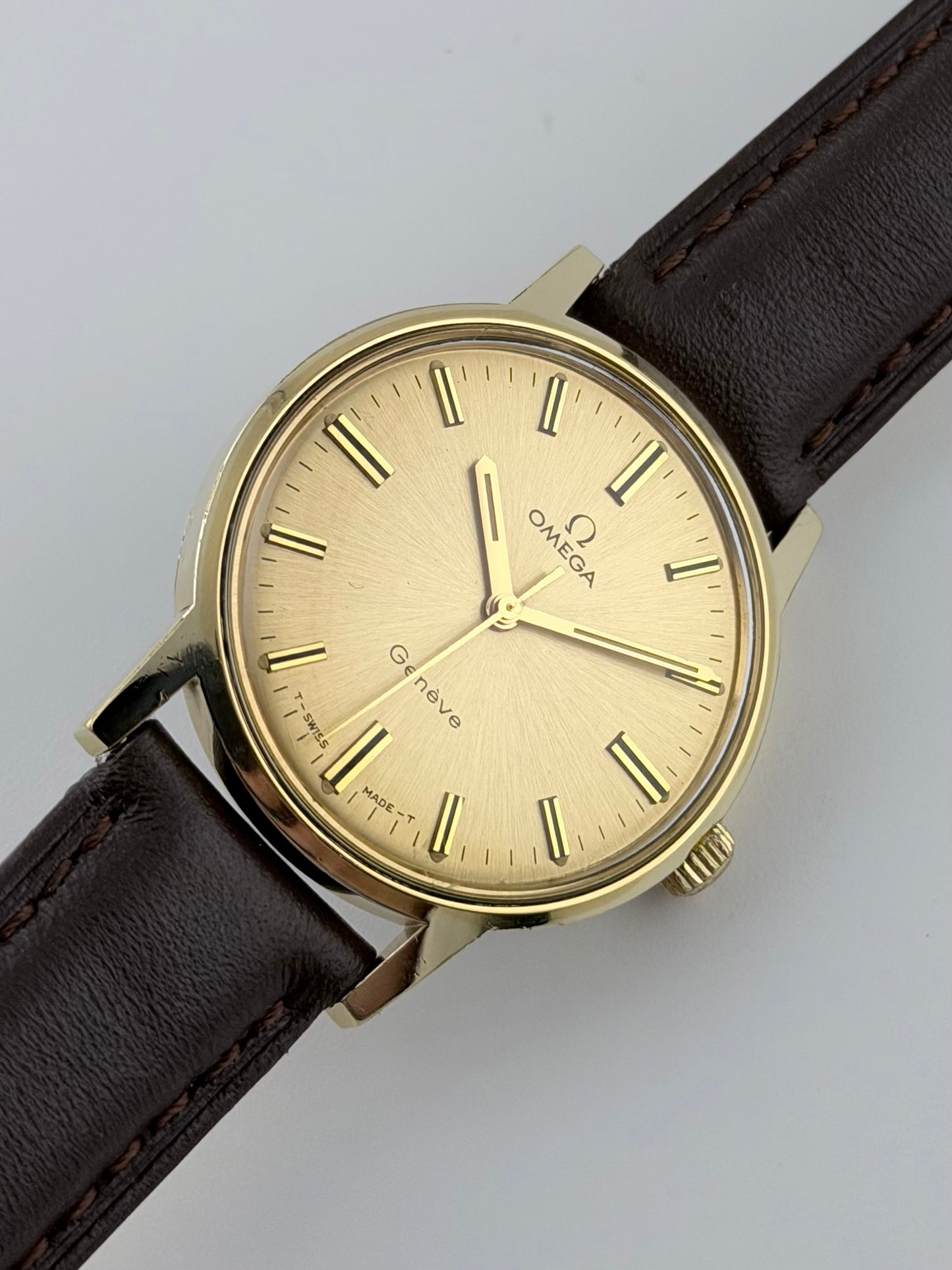 Omega Geneve Manual 135.070 - Box and Papers