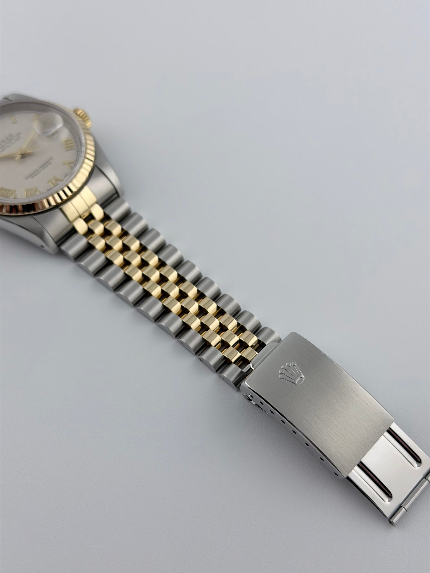 Rolex Datejust Oyster Perpetual 16233 - Rare Pyramid Dial - Original Box