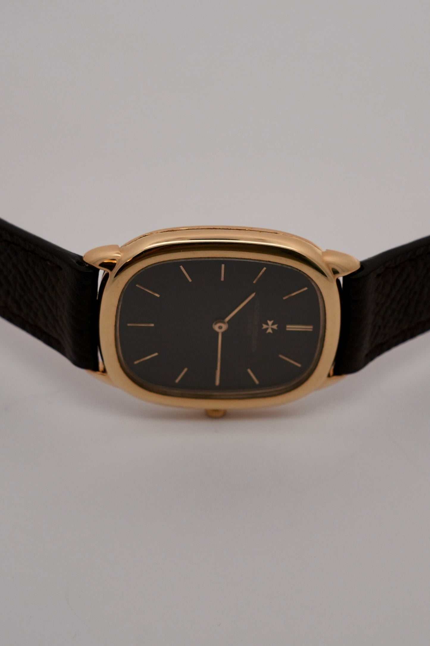 Vacheron Constantin Ellipse Manual Wind - Solid 18ct Gold - Rare Chocolate Dial