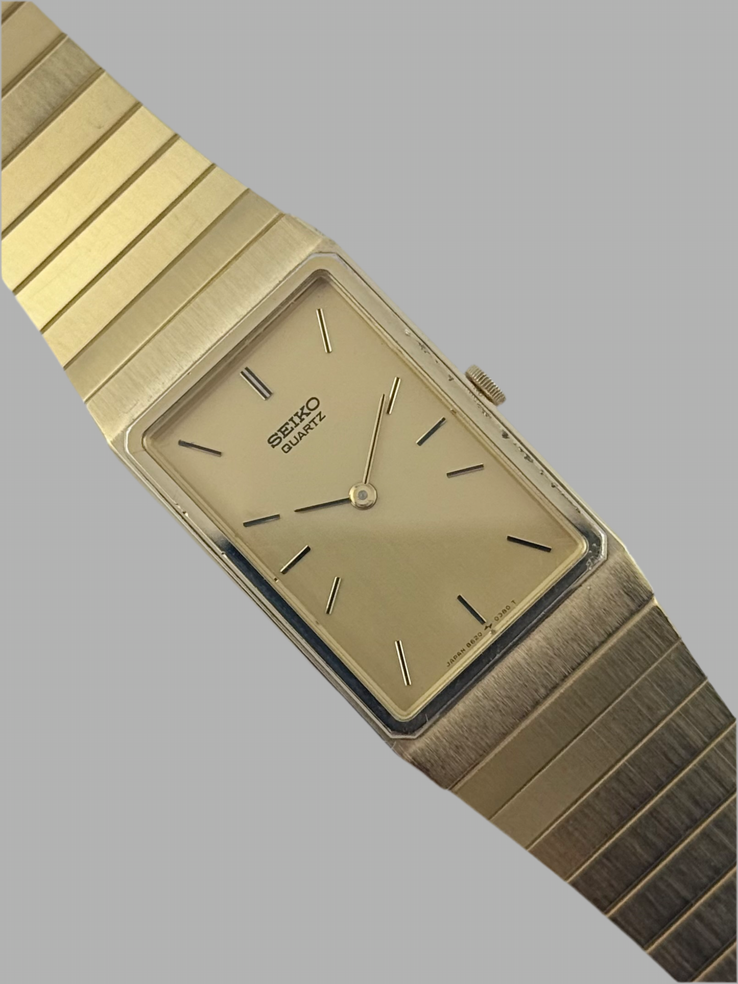 Seiko Tank Quartz 8620-5180 with original Box & Purchase Papers
