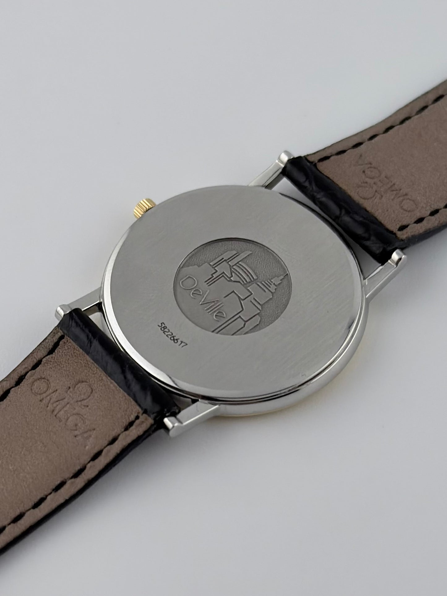 Omega DeVille Quartz - 195.2378 - Blue Sunburst Dial - Original Strap and Buckle