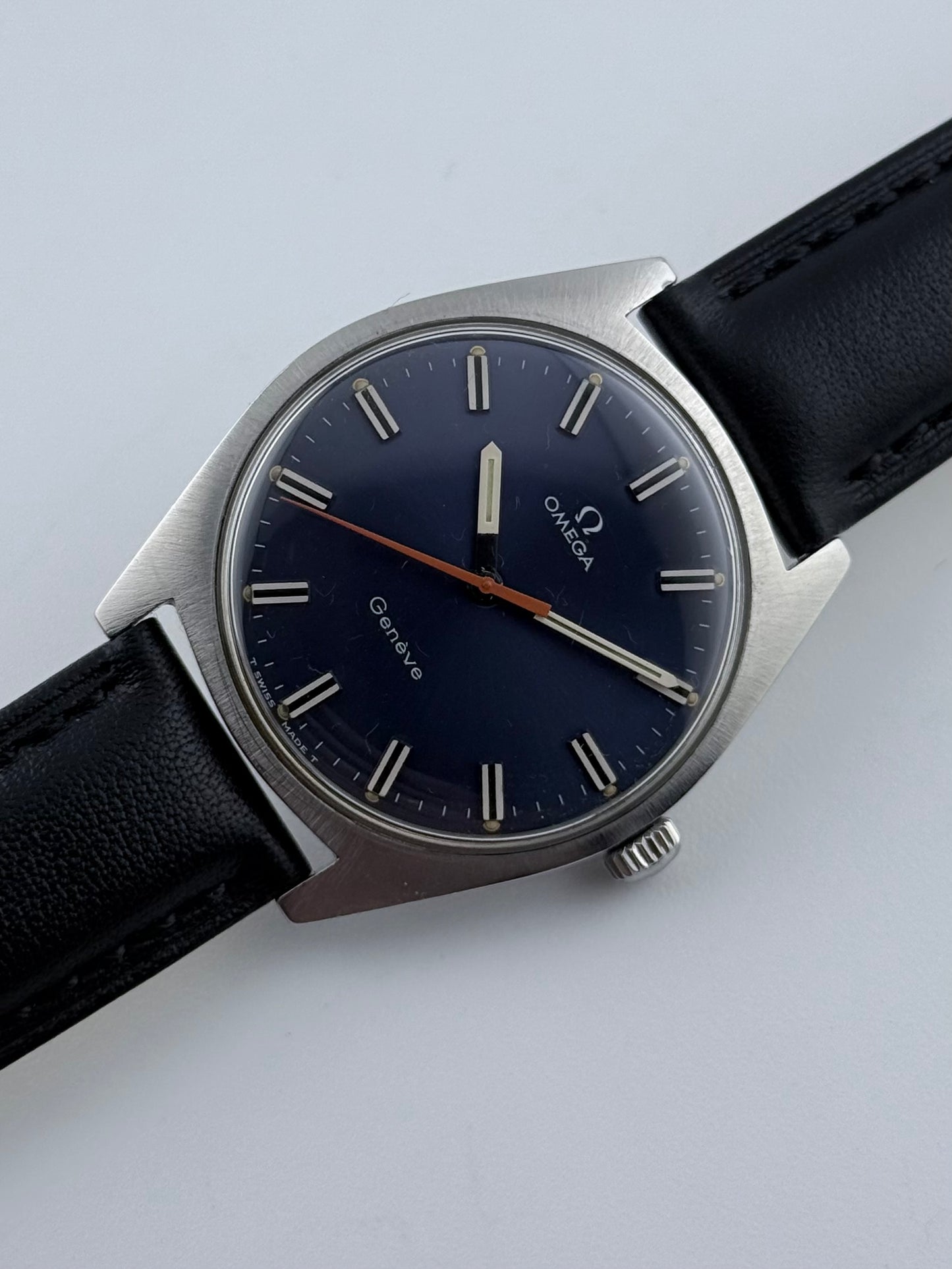 Omega Geneve Date Manual Wind 135.041