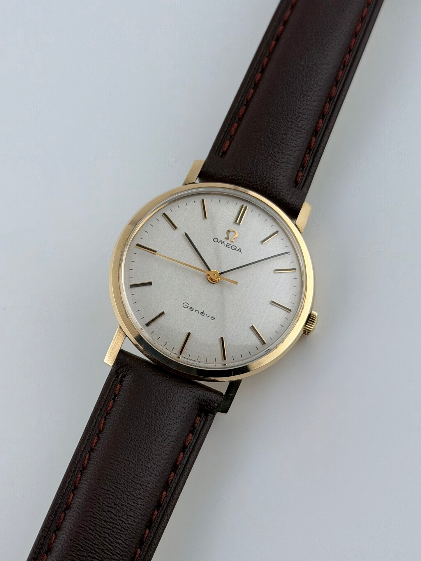 Omega Geneve Manual Wind 9ct Gold - 131.5016 - Original Box and Papers