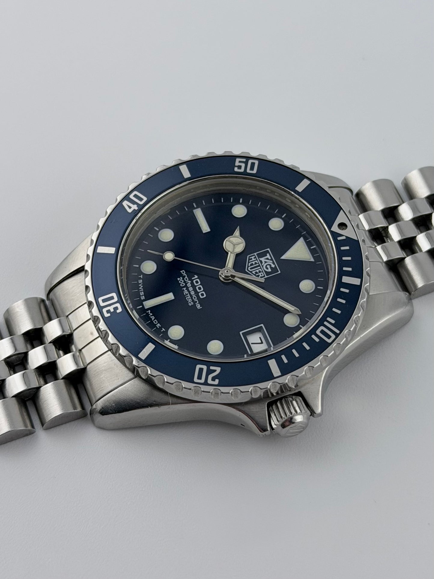 Tag Heuer Professional 1000 Quartz Date 200m 980.613N - Blue Dial