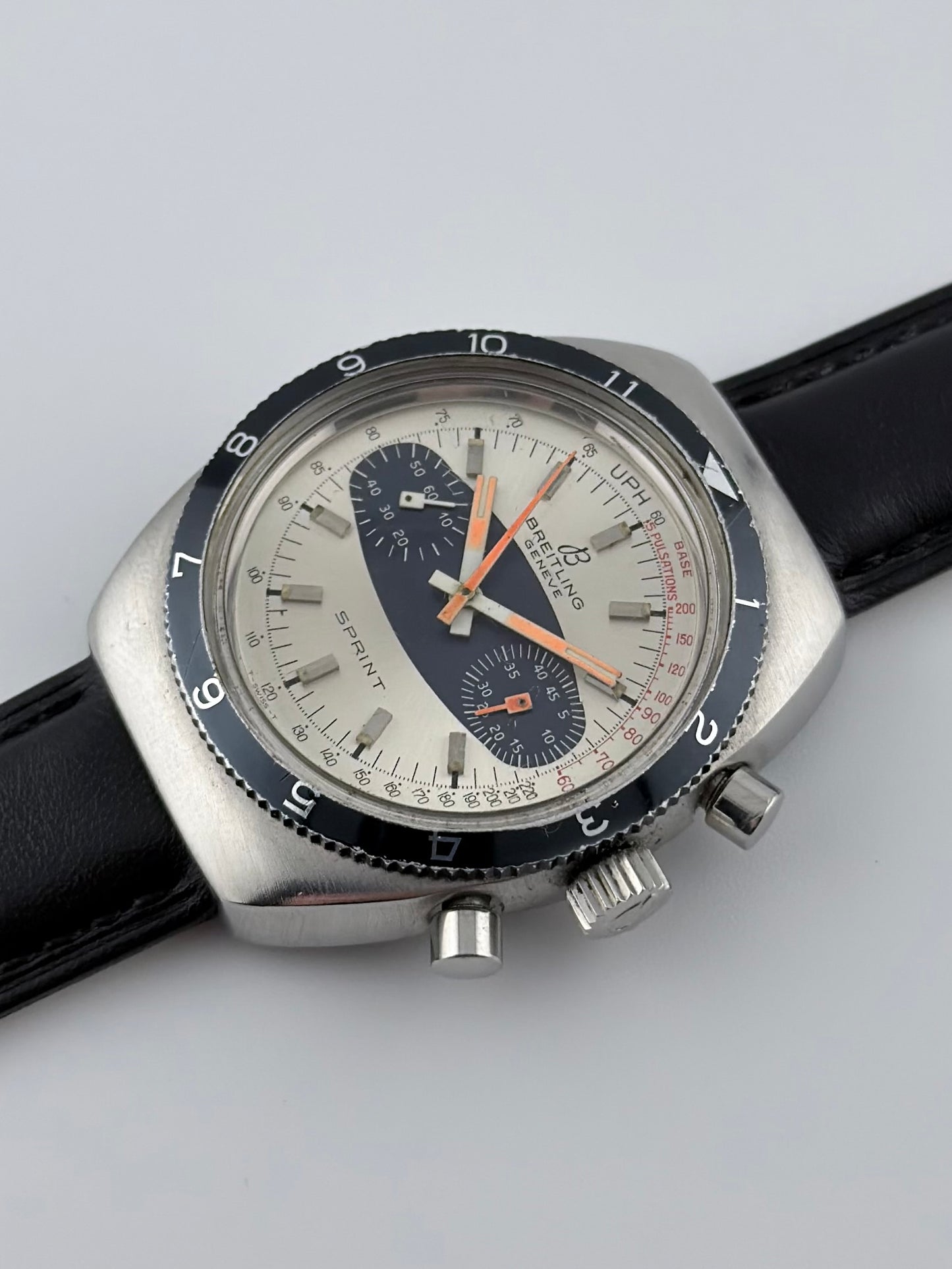 Breitling Geneve Sprint Chronograph - Manual Wind - 2212