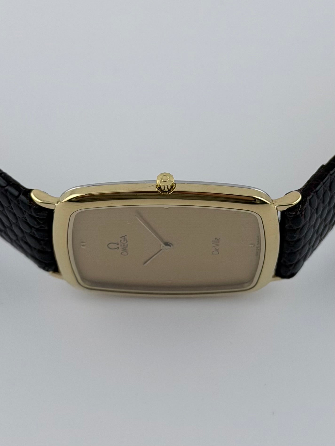 Omega De Ville Tank Quartz 191.0223 - Tapestry Dial