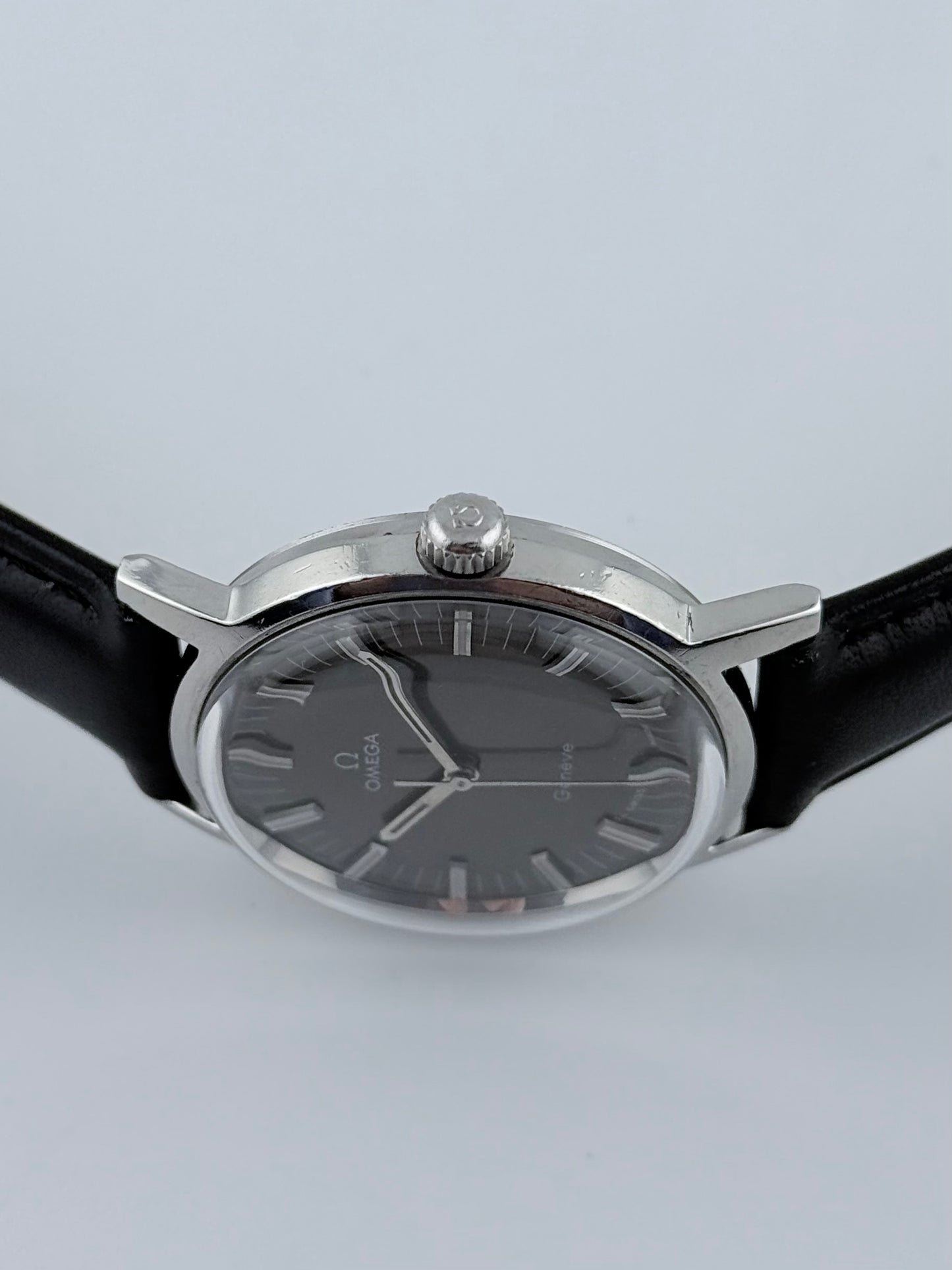 Omega Geneve Manual Wind 135.070 - Rare Slate Grey Dial