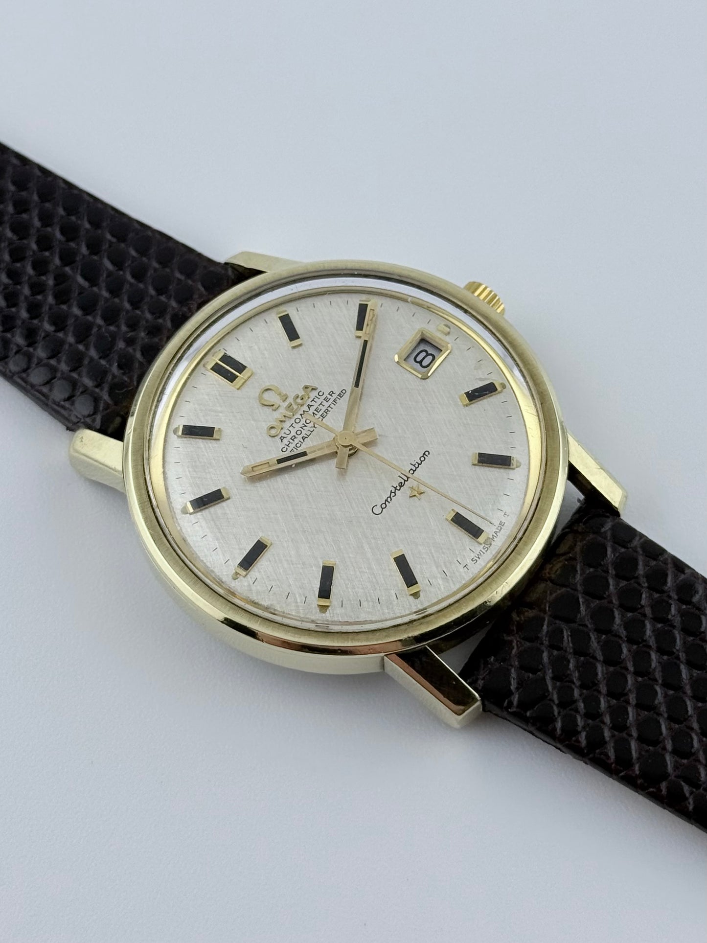 Omega Constellation Chronometer Date - 168.018 - Rare Linen Dial