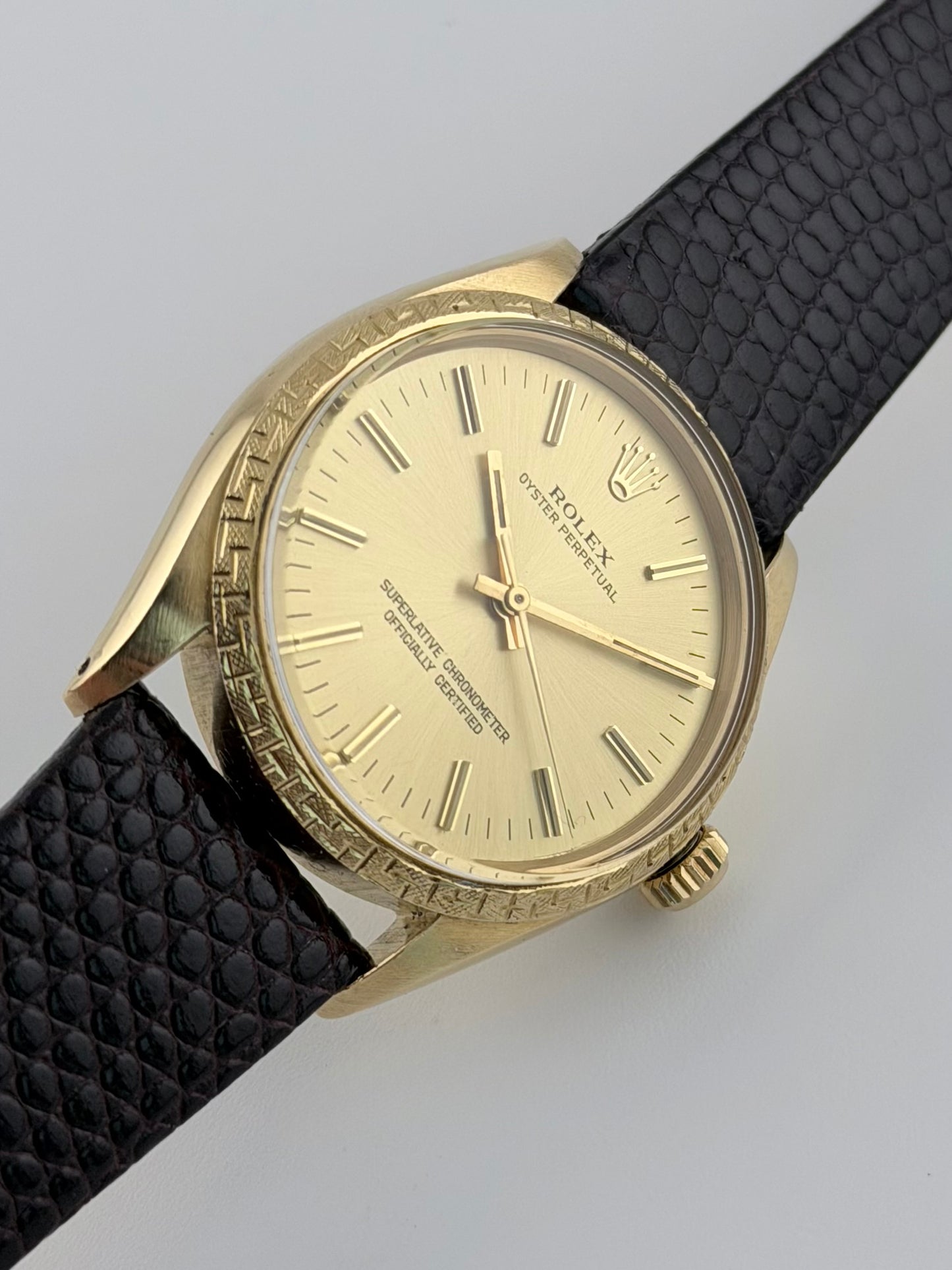 Rolex Oyster Perpetual Automatic 18kt Gold - 1030 - Rare Decorated Bezel