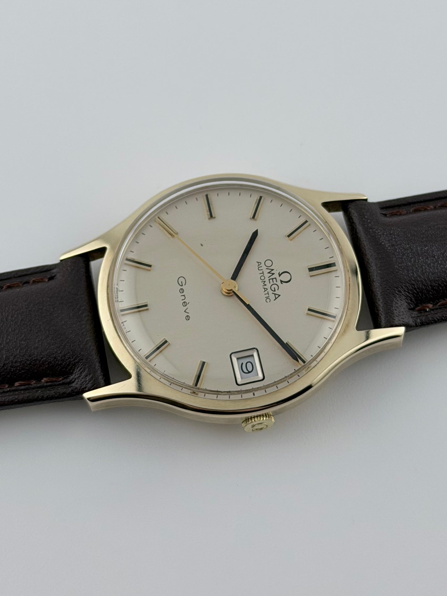 Omega Geneve Automatic 9ct Gold 162.5421