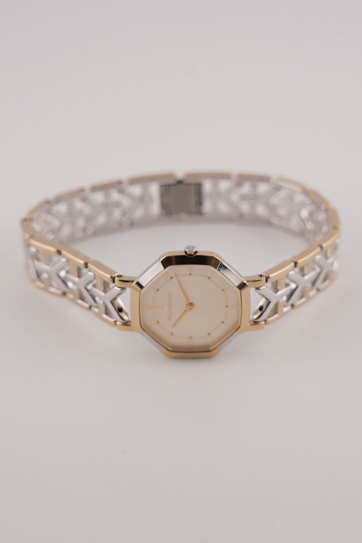 Yves Saint Laurent Quartz -JDM - Unisex/Ladies