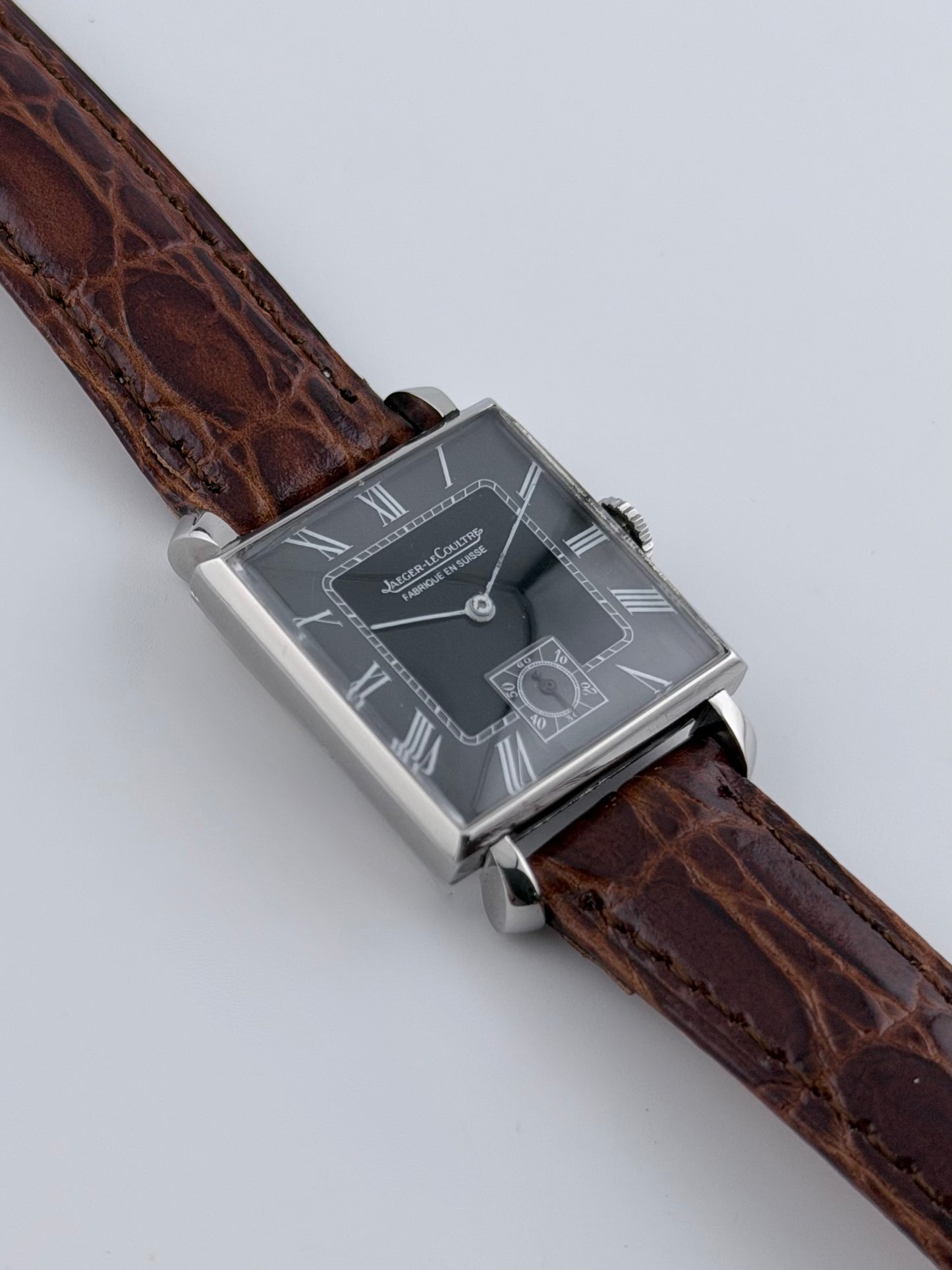 Jaeger LeCoultre 1940s Manual Wind - 69425 - Extremely Rare